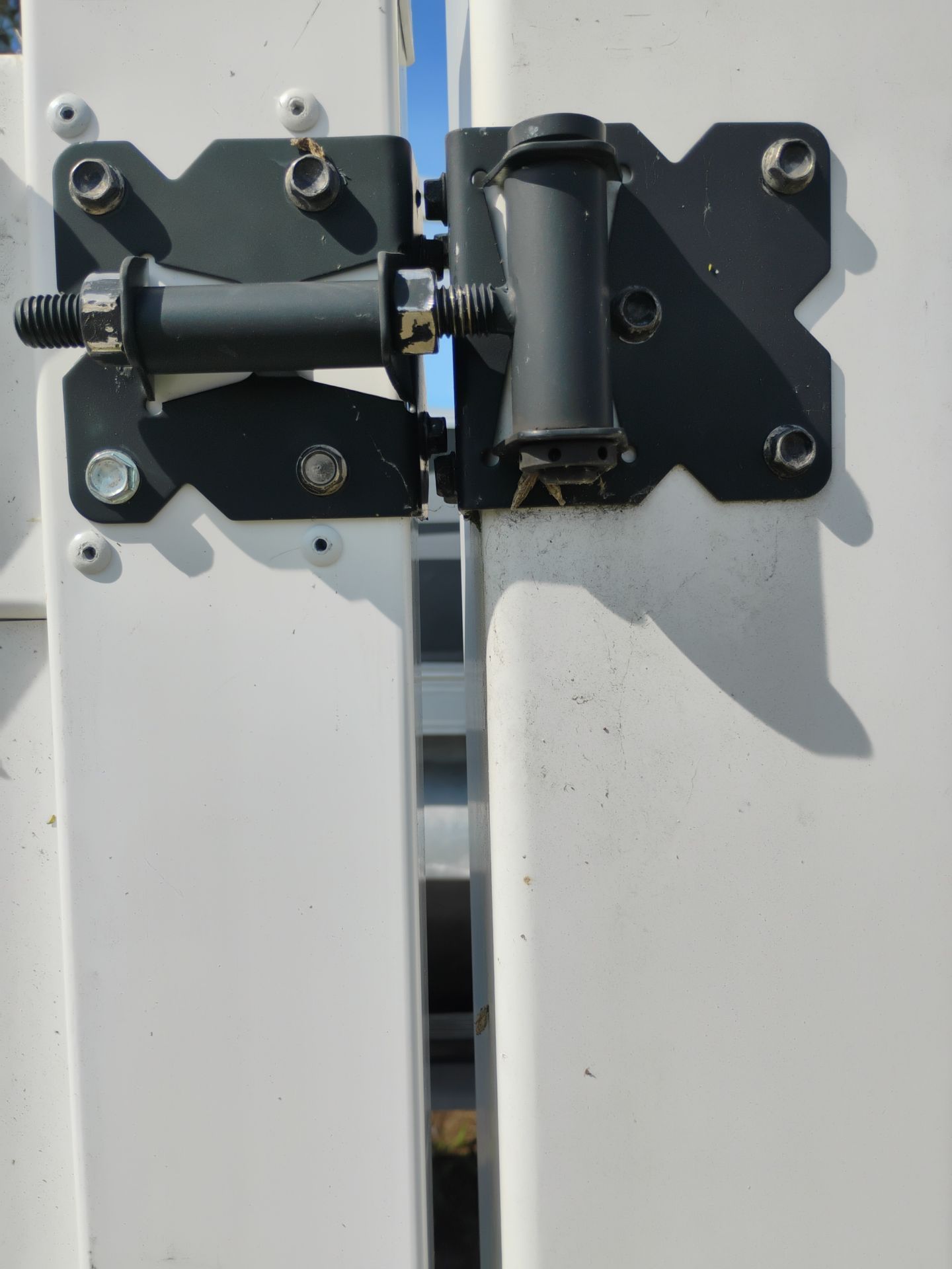 Vinyl Gate Repair in North Port by True Fence LLC