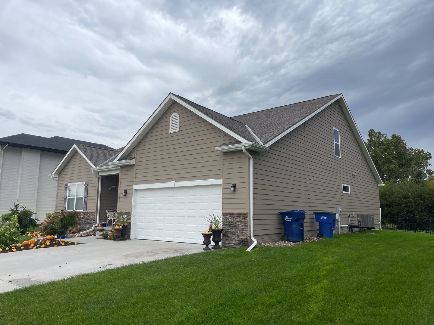 Residential Roofing Installation using IKO Dynasty Driftshake by Lightning Exteriors