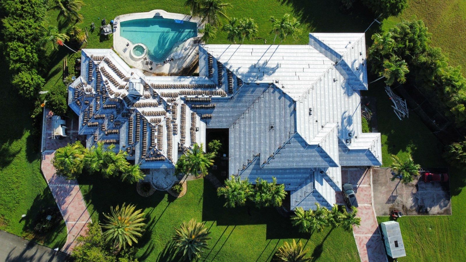 Peppertree Circle West, Davie, FL by G&J Roofing 