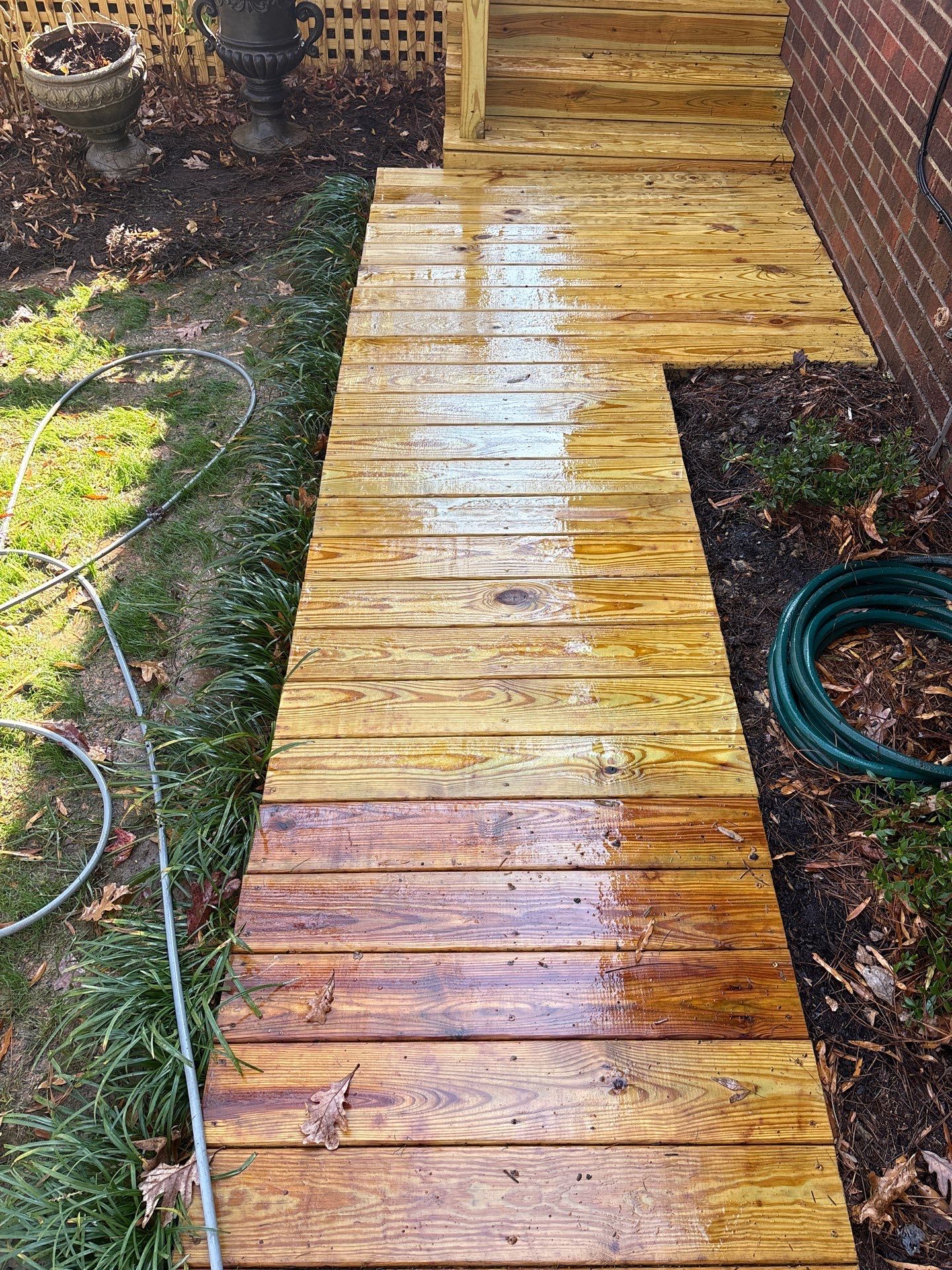 Wood Deck using Wood Sealant by DuraSeal