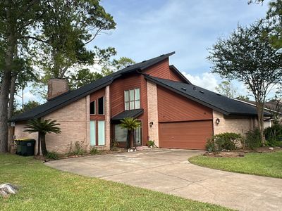 Residential Roofing Installation using Owen's Corning Duration (Lifetime) Shingles