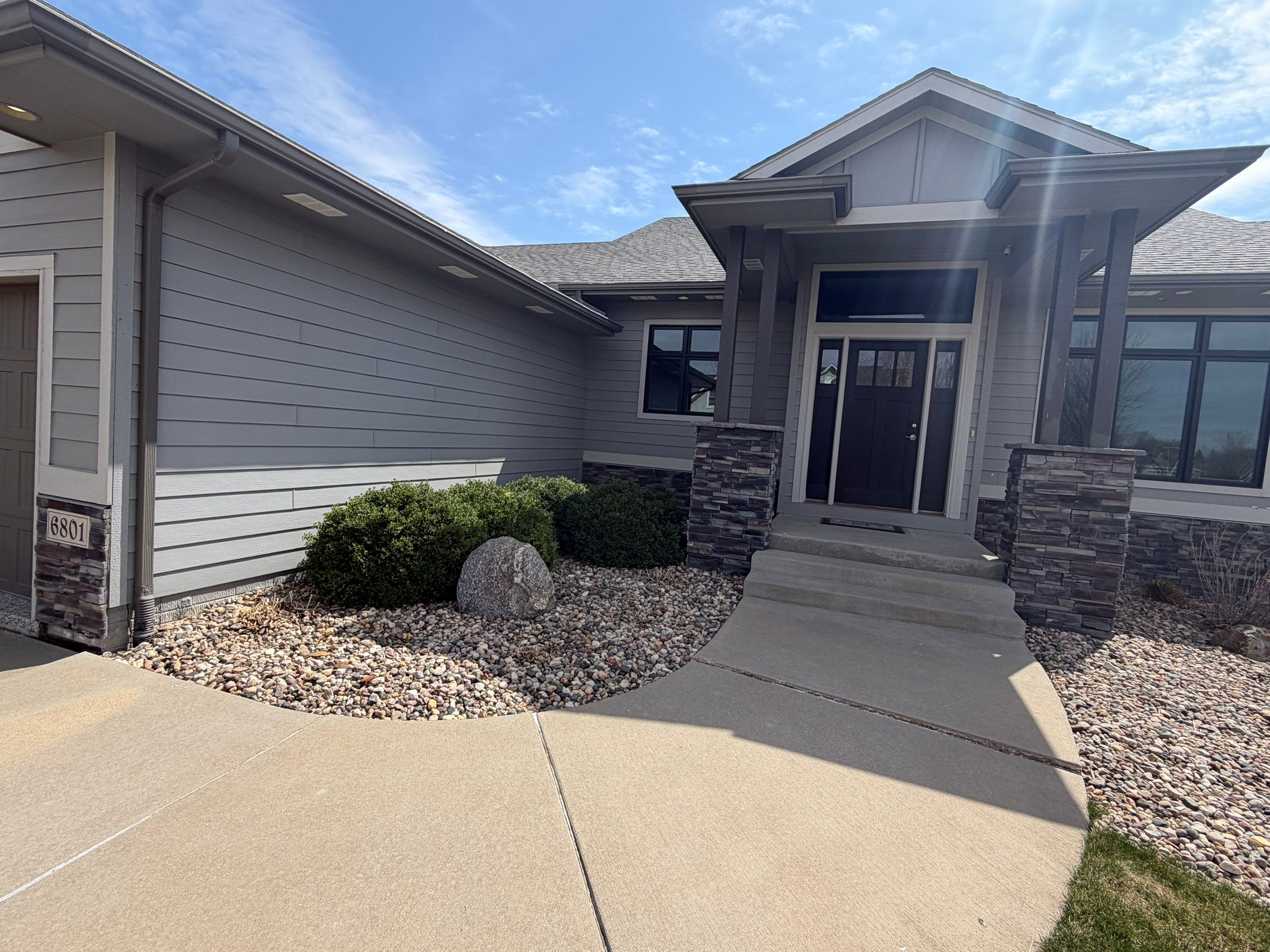 Residential Exterior Painting and Siding Maintenance in Sioux Falls by Select Painting, Coatings & Garage Cabinets