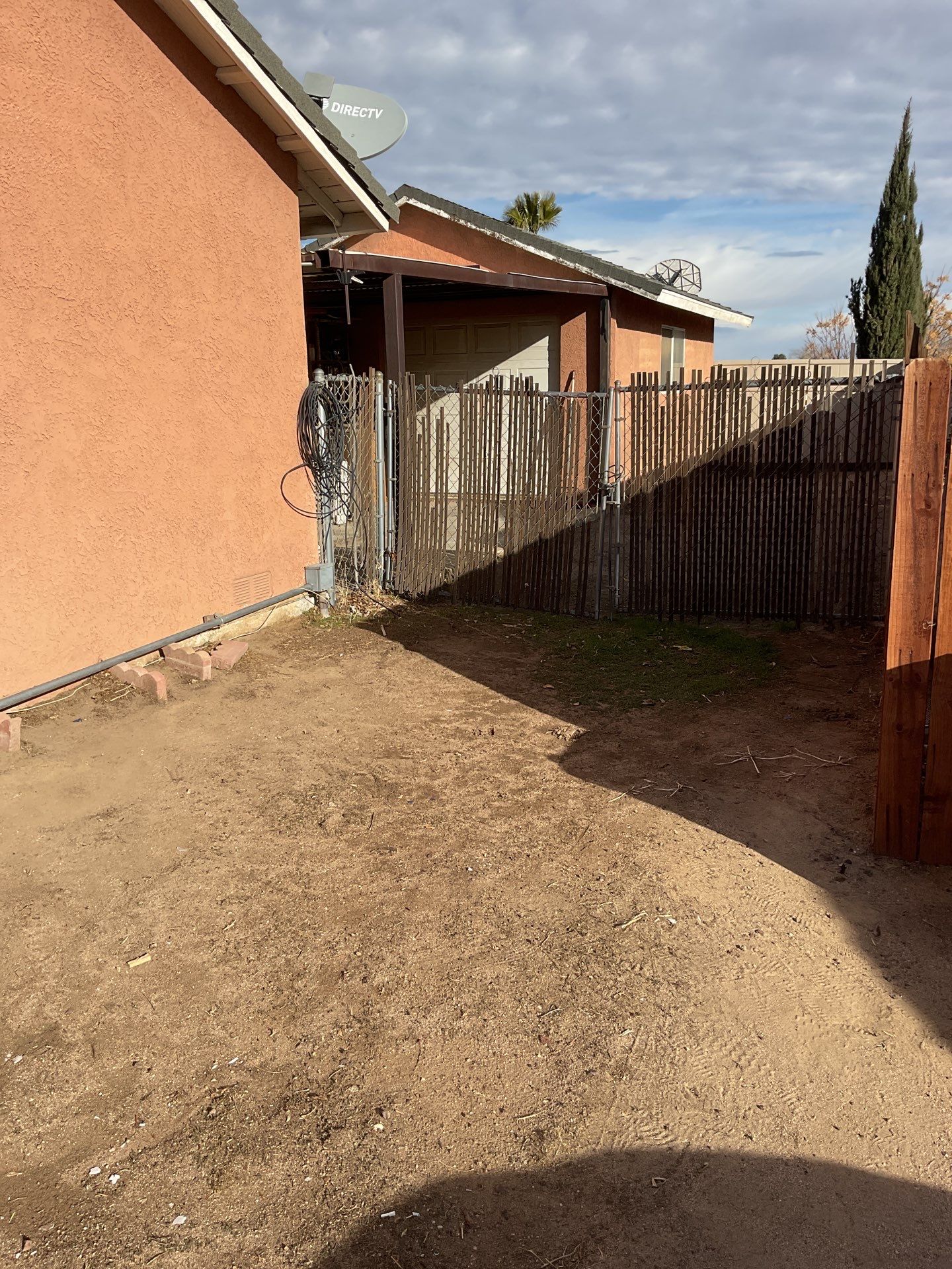 Fence Installation using Vinyl by Fence Guys Inc.