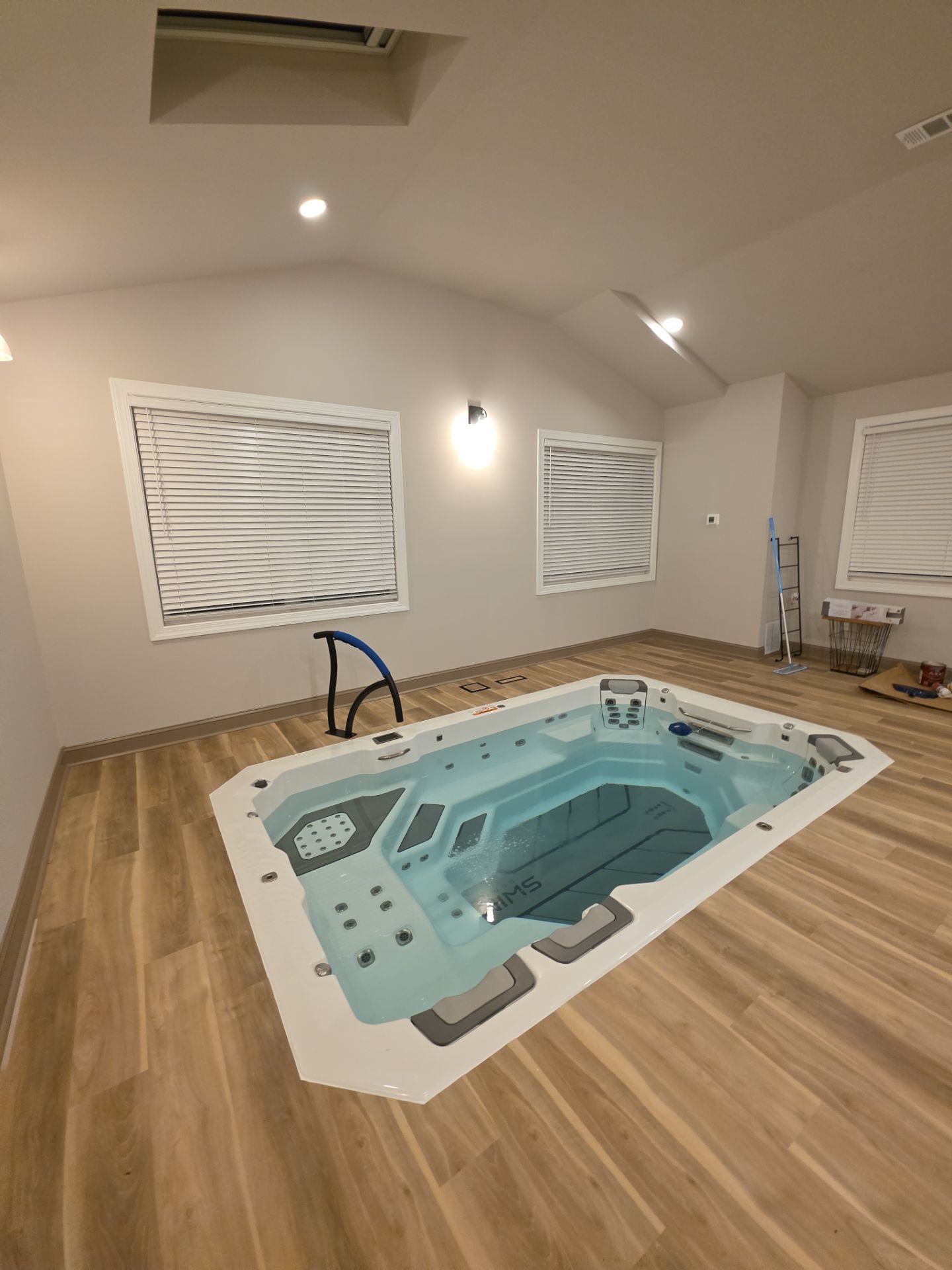 Four Season Addition by Ajayi Design and Construction 