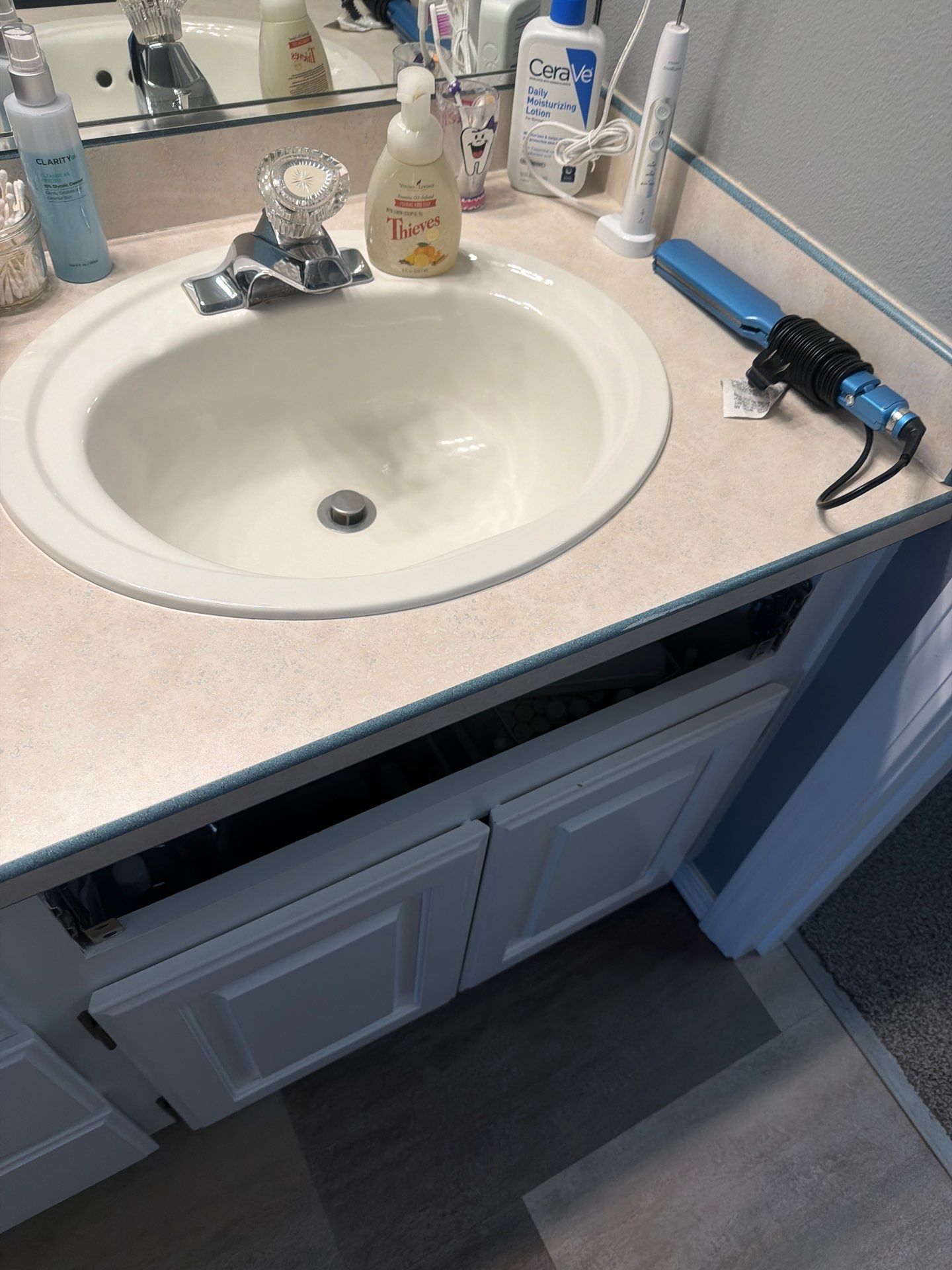 House cleaner Project in Tigard by Cloud 9 Professional Cleaning Services