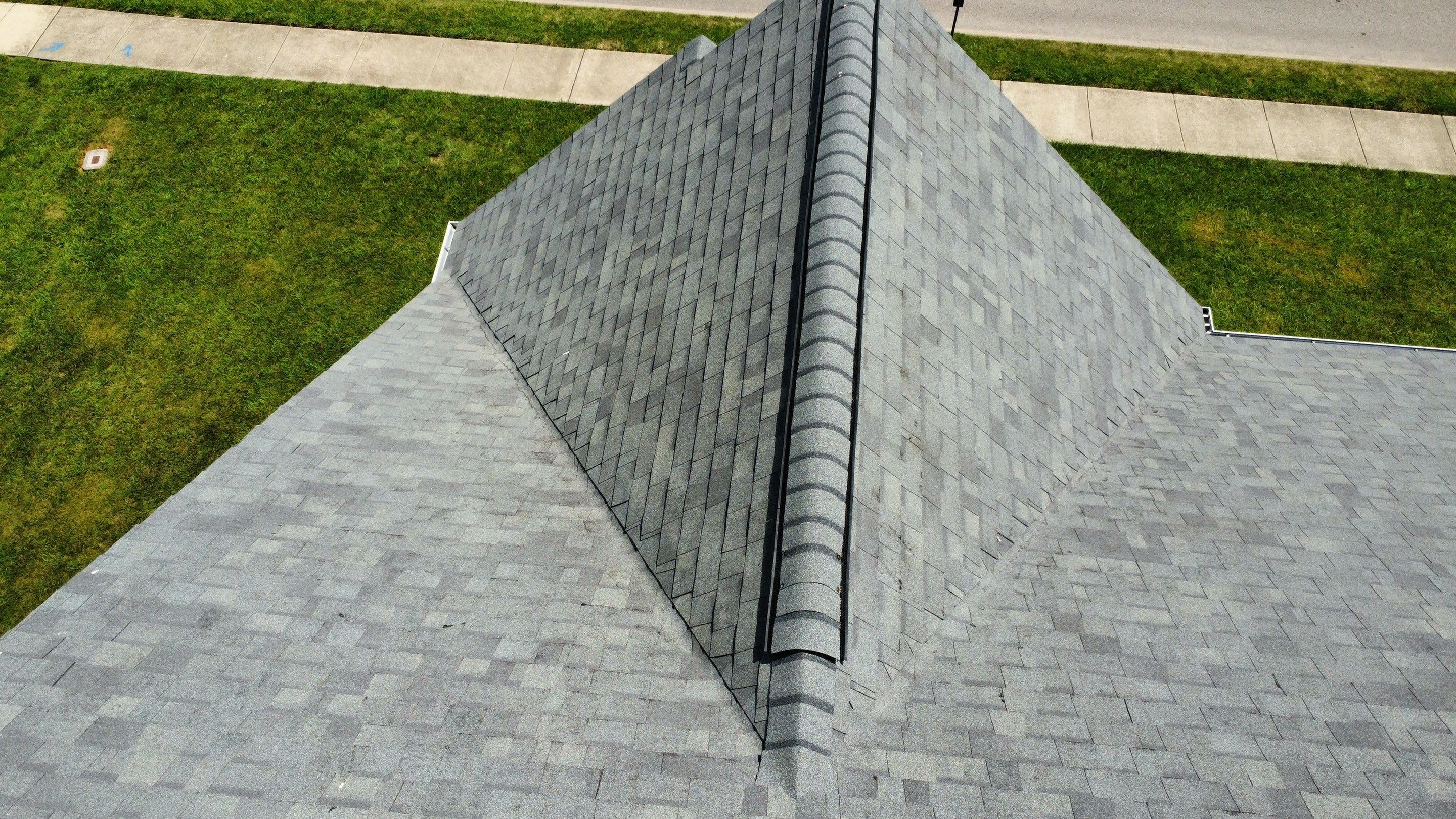 Residential Roofing Installation using Owens Corning Oakridge Roofing System by Undersun Roofing 