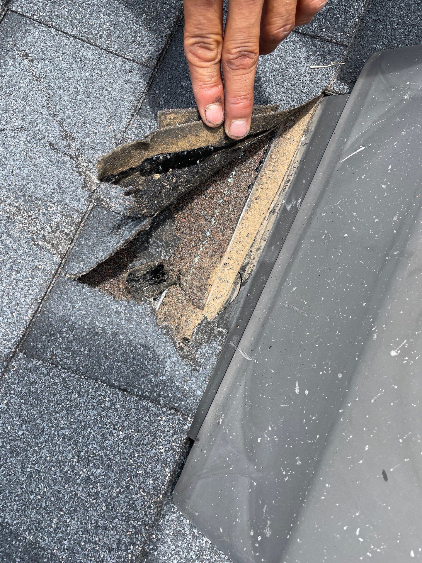 Hail Damage using Owen's Corning Duration (Lifetime) Shingles by Roof Repair Company