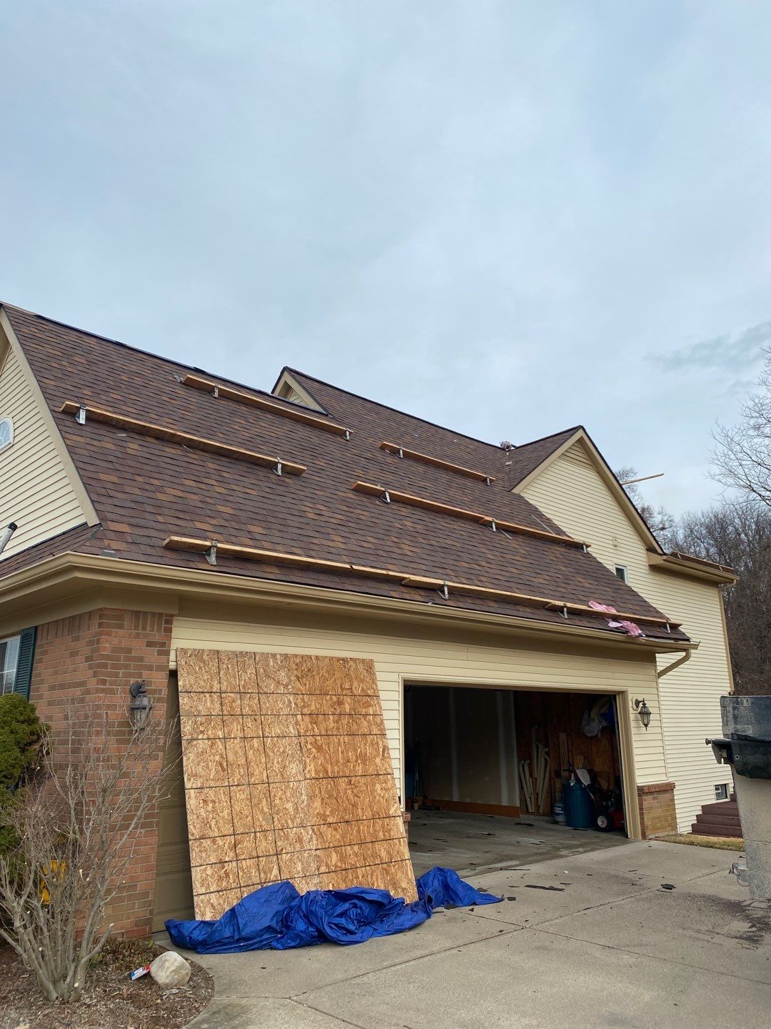 Roof Replacement using Owens Corning by 180 Contractors