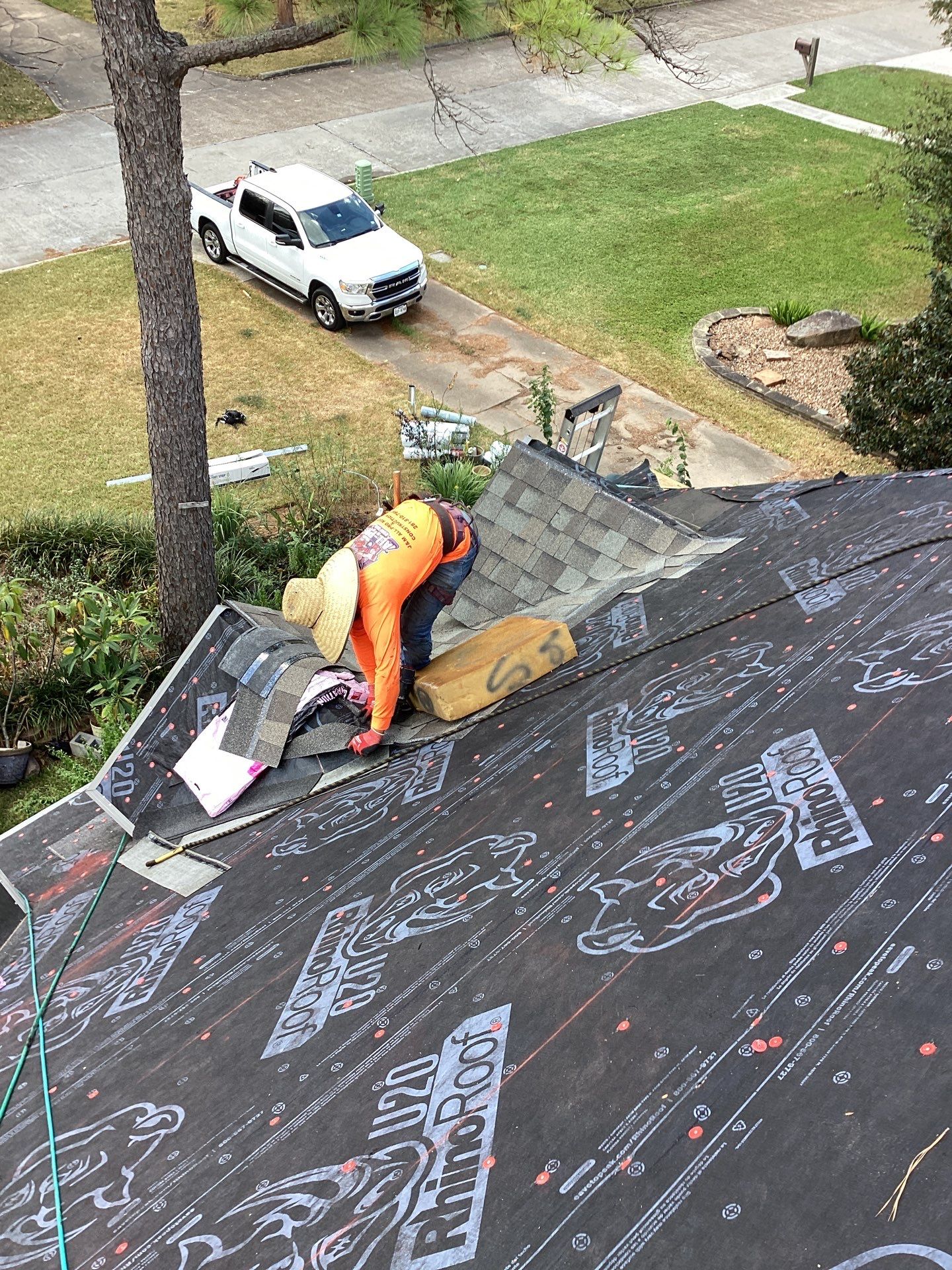 Roof Replacement by Roof Repair Company