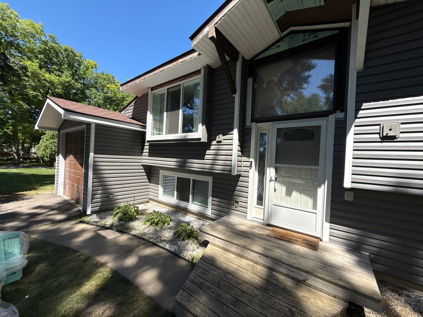 Siding Replacement using Alside D4 Odyssey-Plus Dutchlap Ageless Slate by 180 Contractors