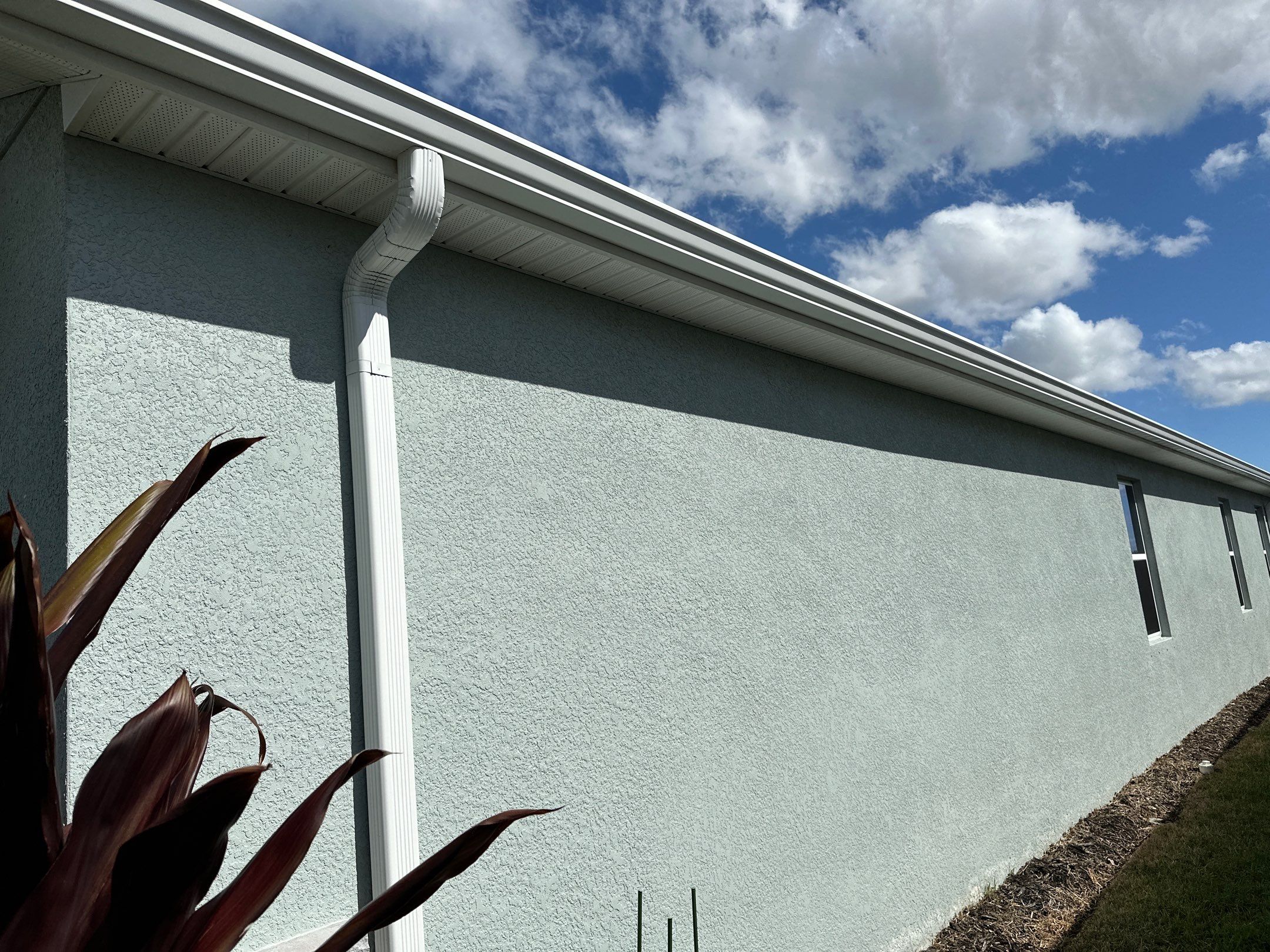 House Wash & Paver Driveway Cleaning in Trevesta Community, Palmetto, FL | Sunshine AquaWash by Sunshine AquaWash