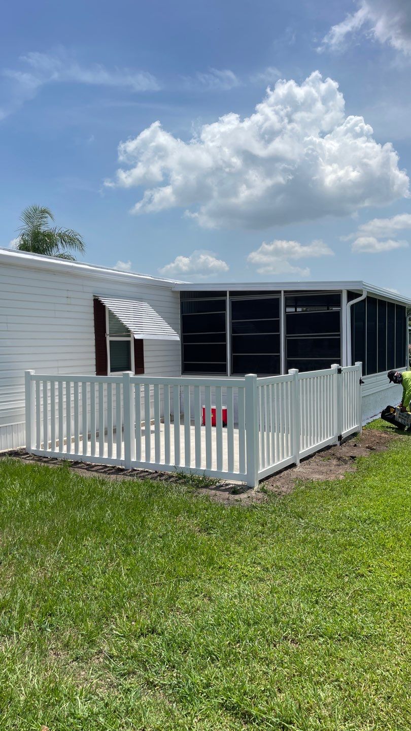 Palmetto, FL 4 ft. Tall White Vinyl Spaced Picket Fence by Asap fence and gates, LLC