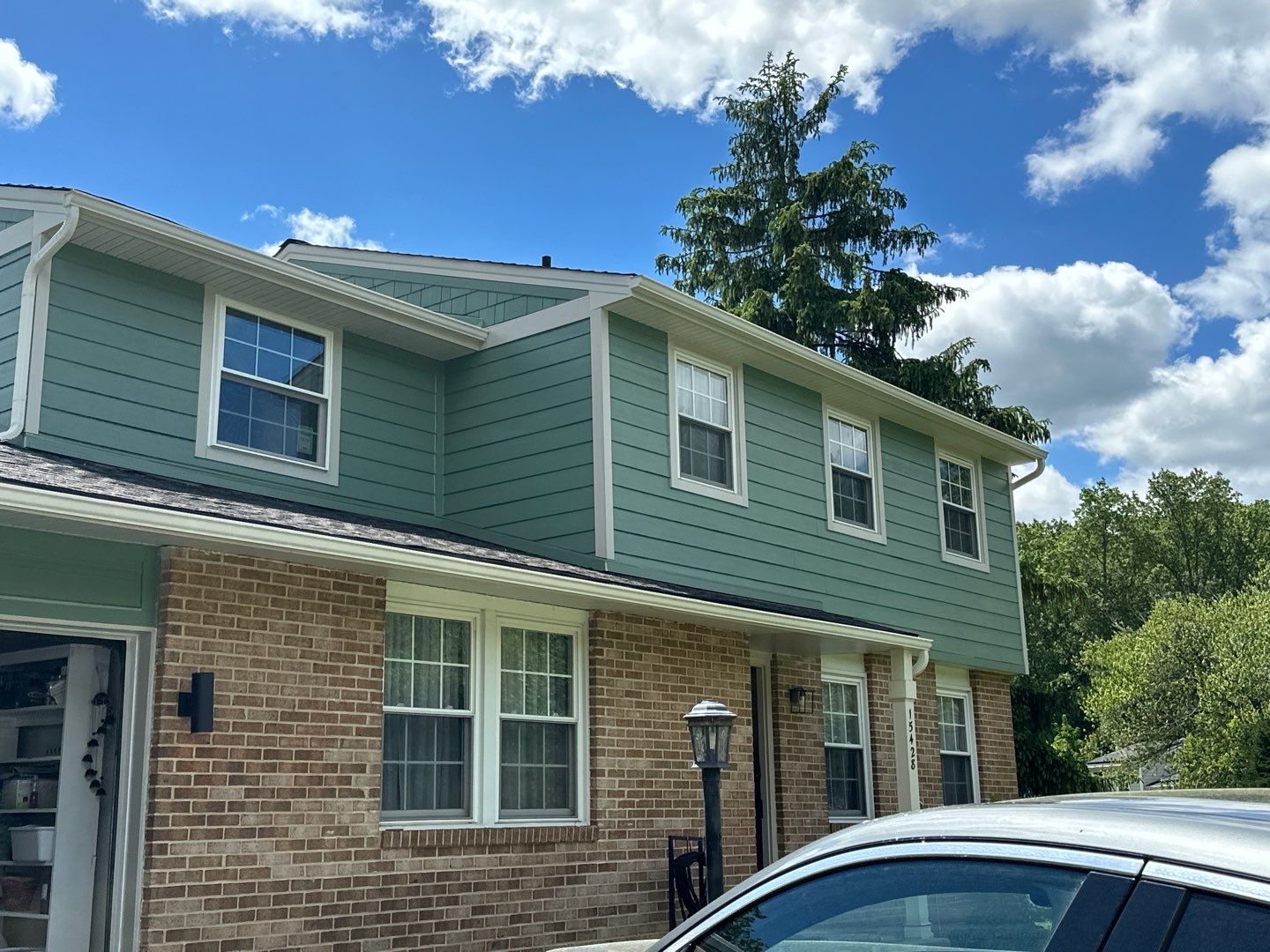 Siding Installation using JH Cedarmill Plank Dream by ExteriorPros