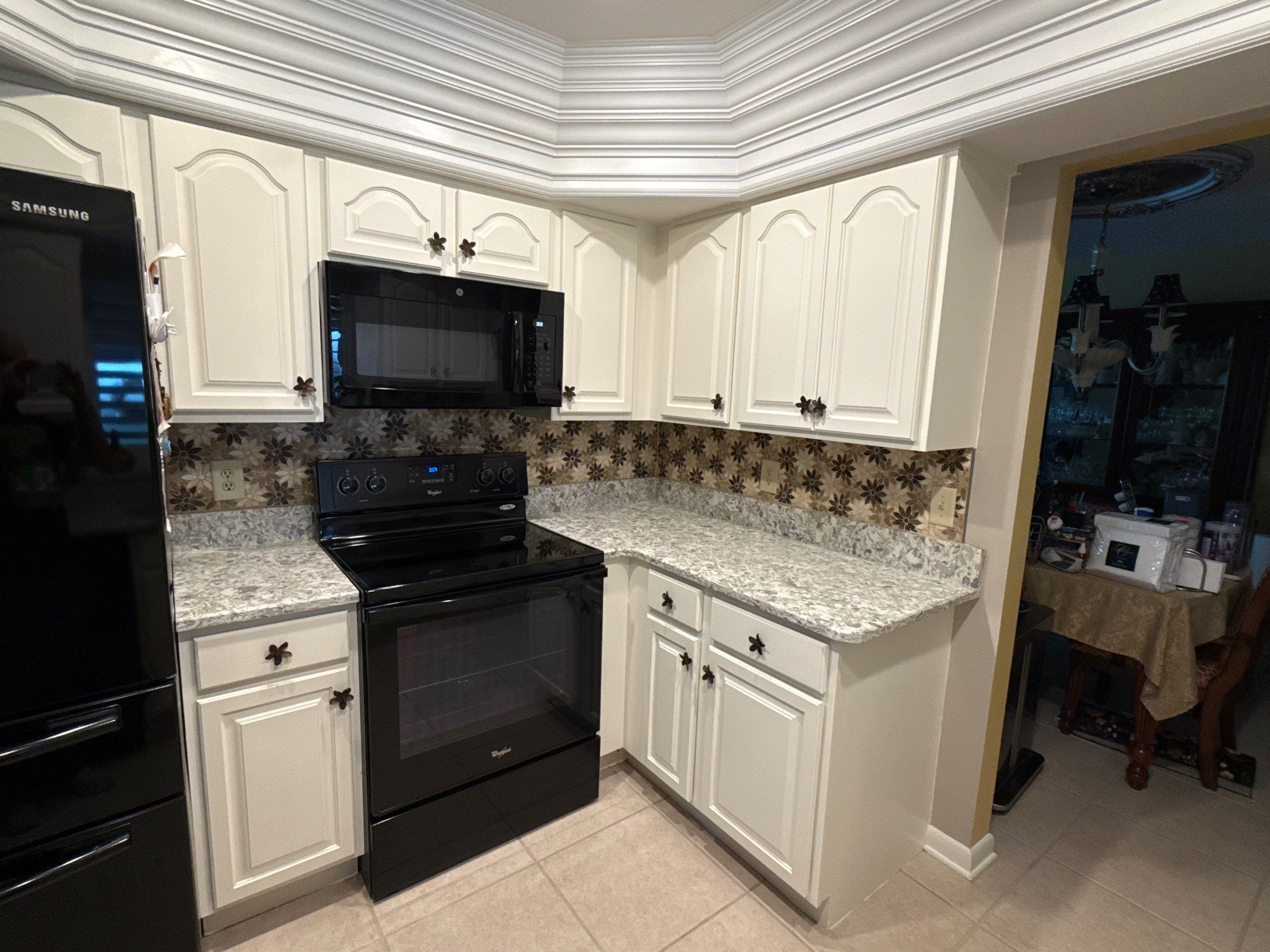 Popcorn Ceiling Repair by Axtra Hand