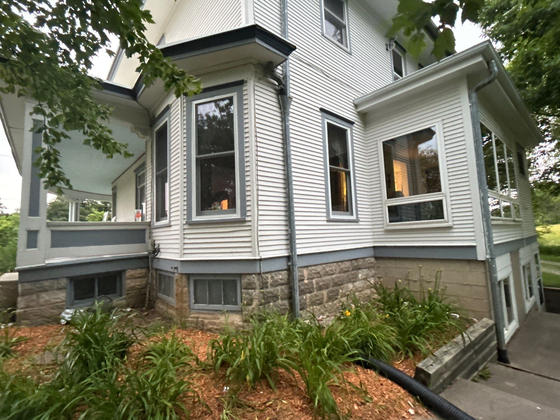 Windwo installation by United Windows and Siding LLC