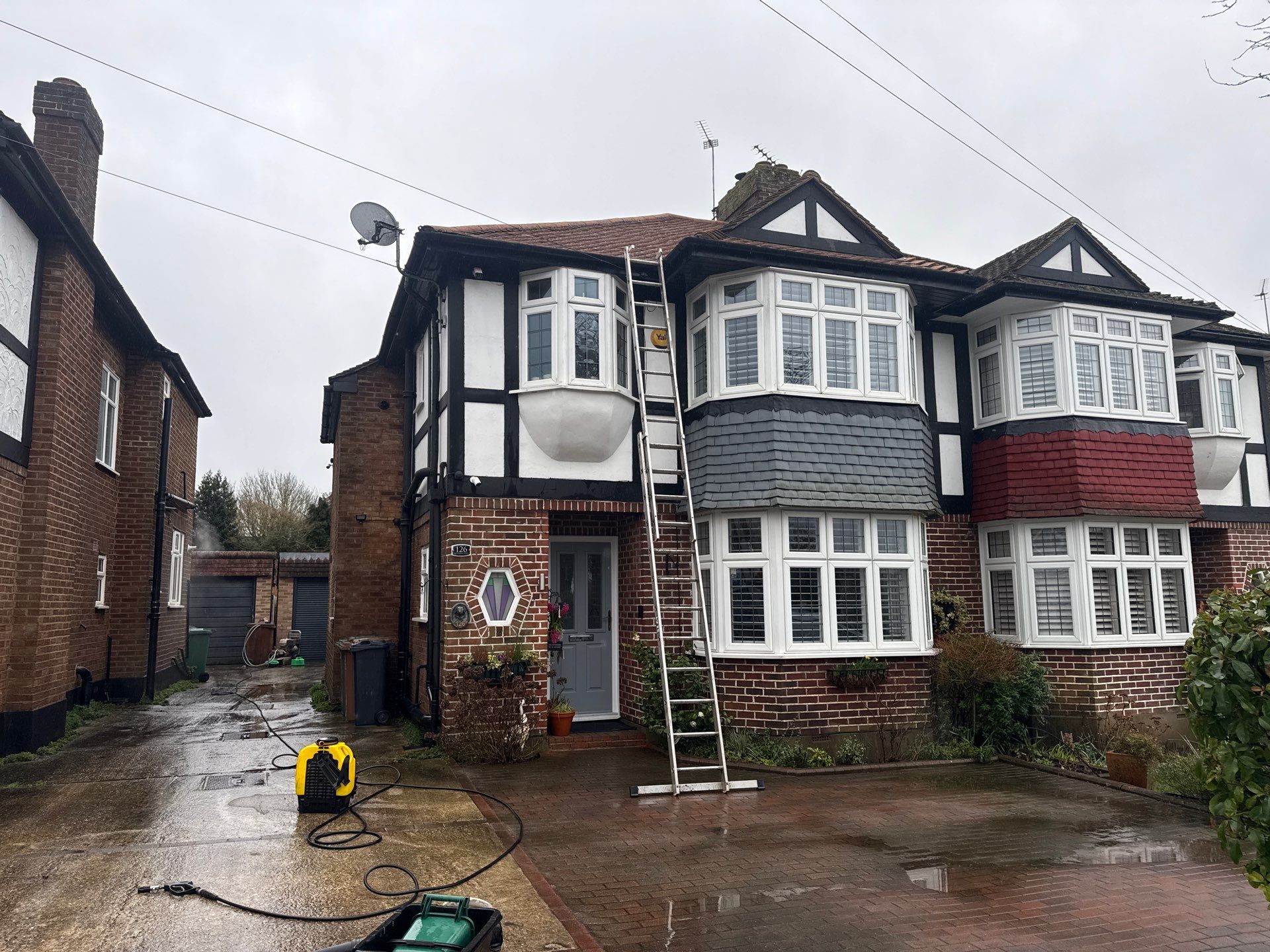 Roof Clean Epsom by Ges Exterior Cleaning ltd
