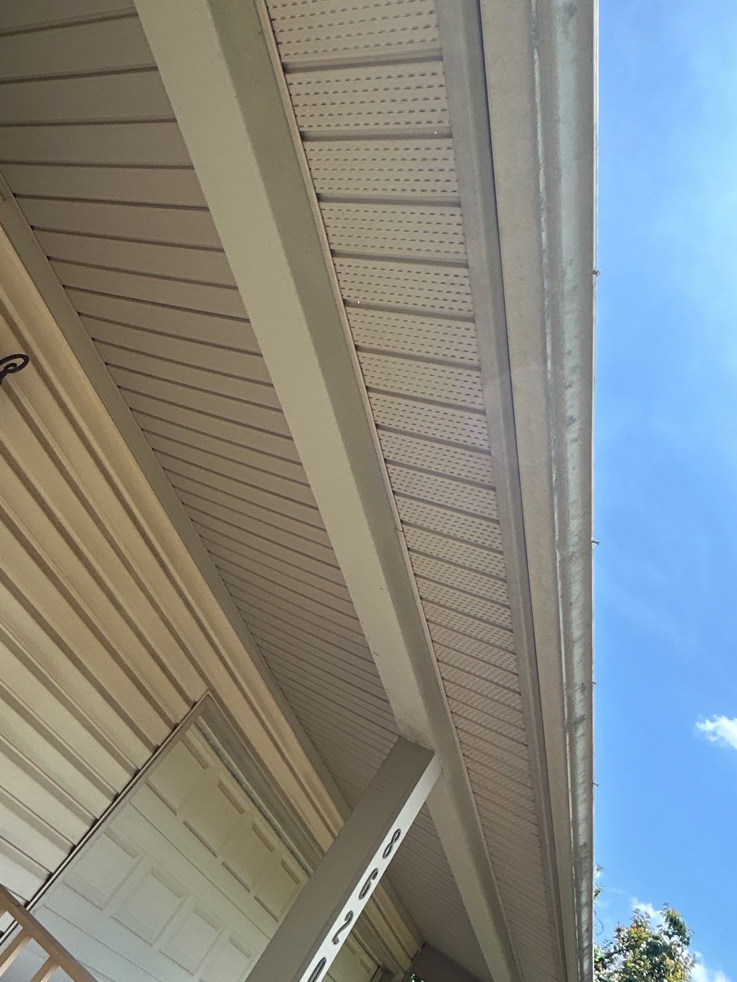 Springfield: Residential Roof Replacement with CertainTeed Landmark PRO in Max Def Georgetown Gray by RM Banning, Inc.