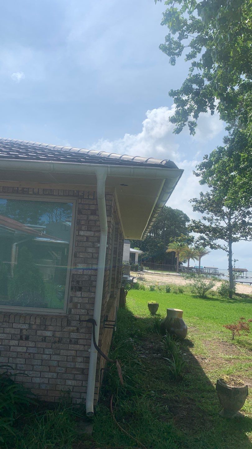 Soffit and Fascia Installation using Vented Vinyl Soffit by Gutter Professors