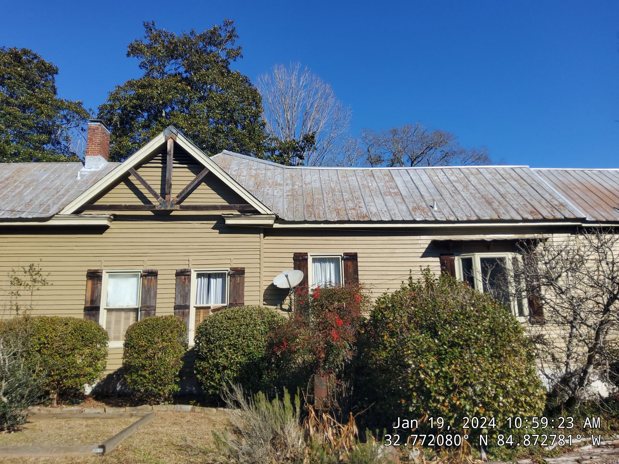 Residential Roofing Sealant  by iGreen Solutions
