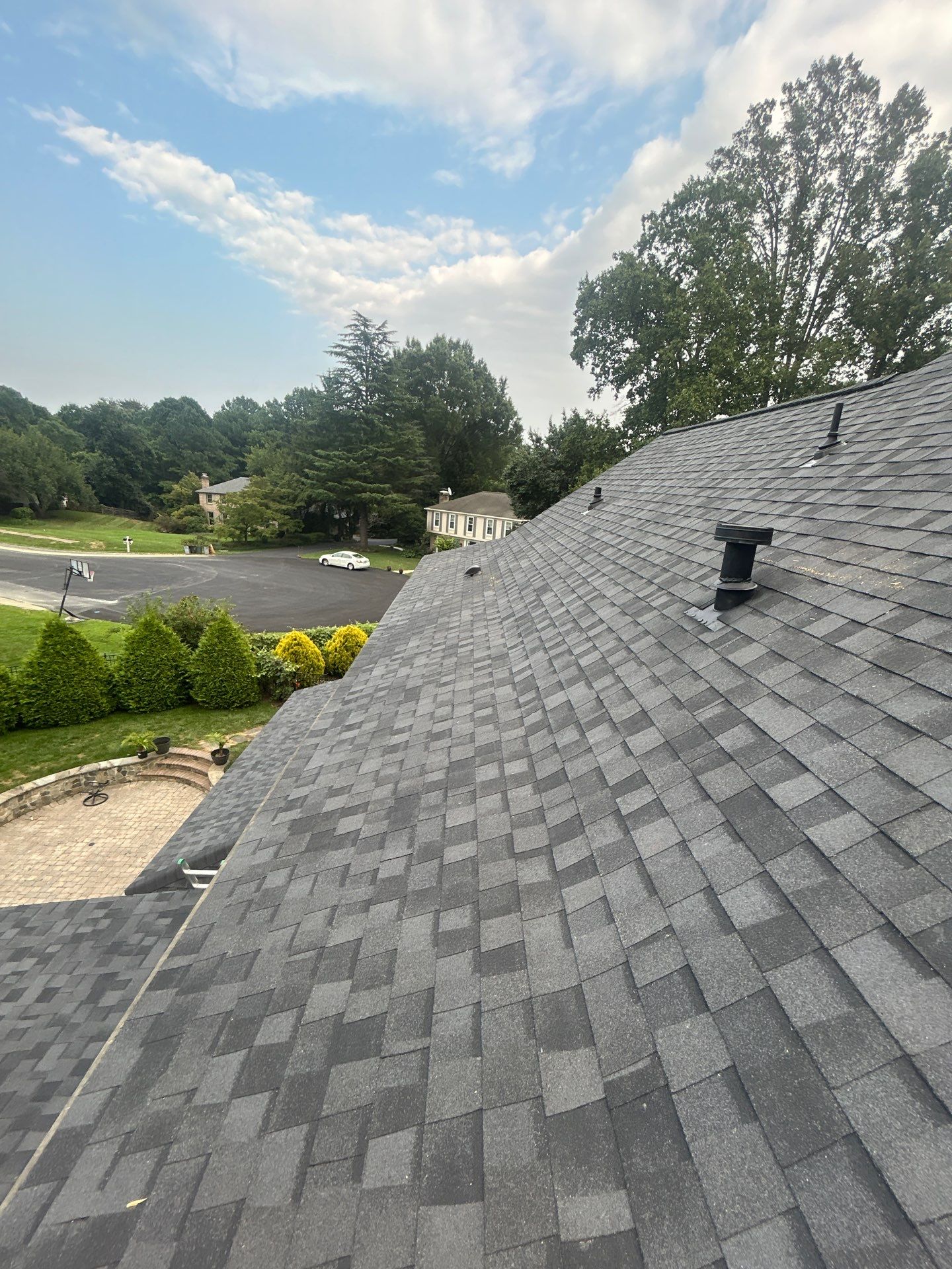 Great Falls : residential Roof with CertainTeed Landmark Pro in Max Def Moire Black  by RM Banning, Inc.