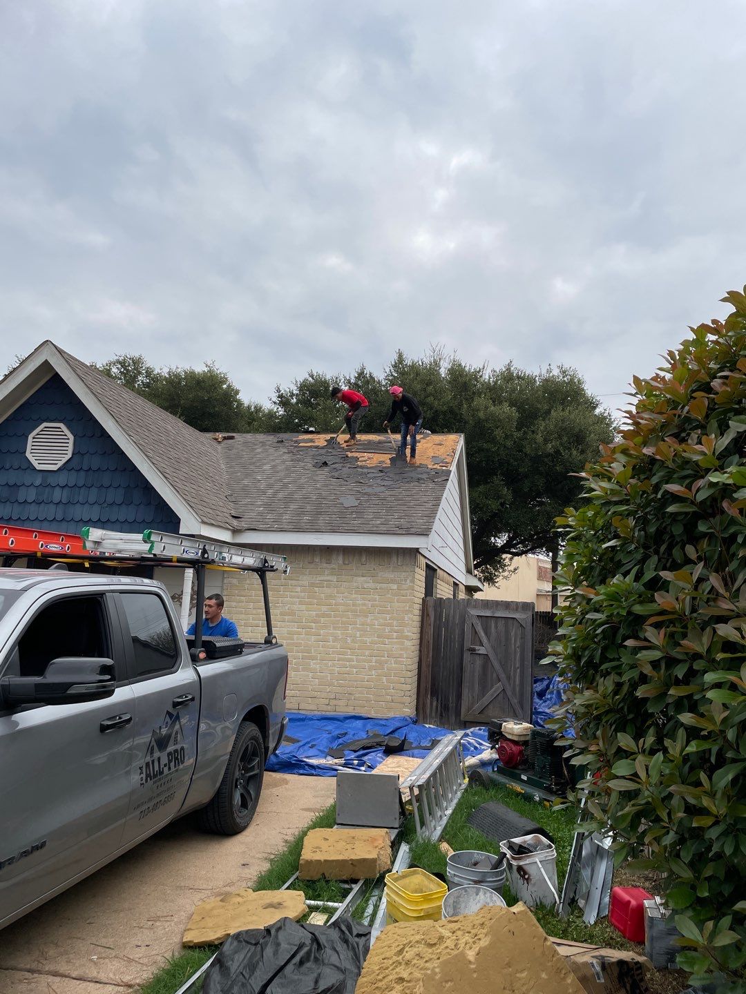 Sugarland Roof Replacement by Roof Repair Company