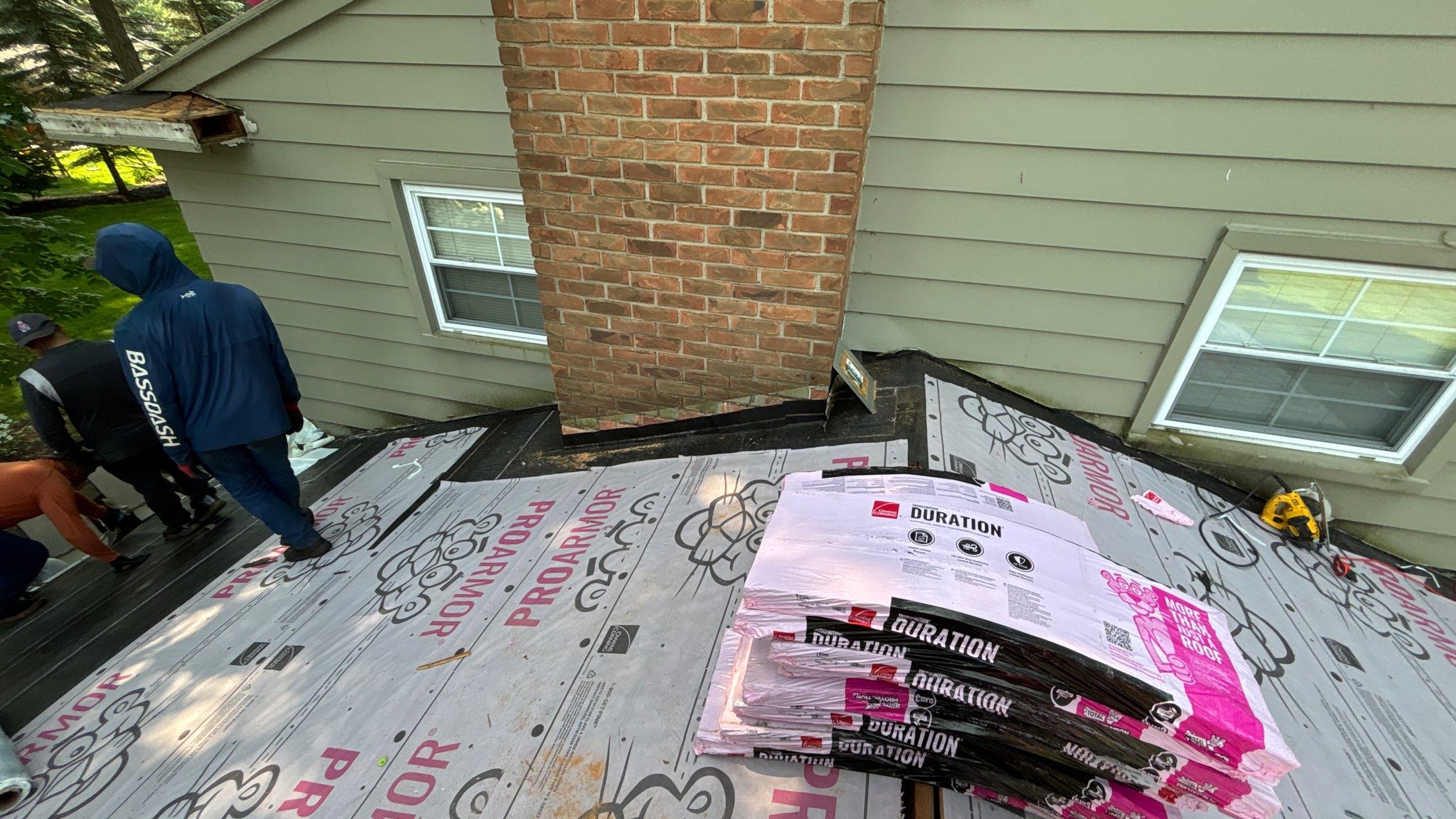 Roof Replacement using Owens Corning Teak by 180 Contractors