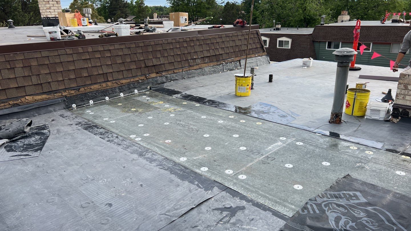 Commercial Roofing Installation using MuleHide EPDM .60 - BLACK by A to Z Roofing