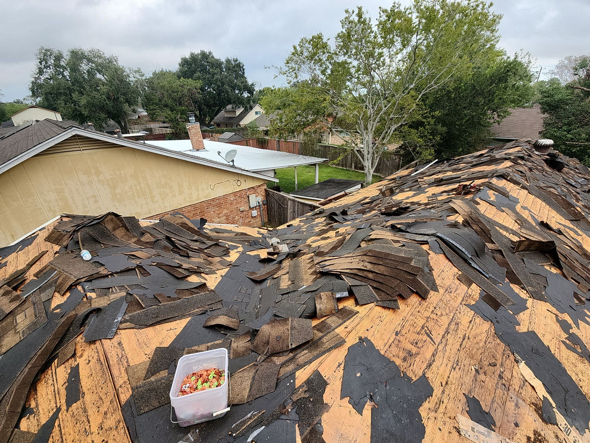 Roof Replacement Houston by Roof Repair Company
