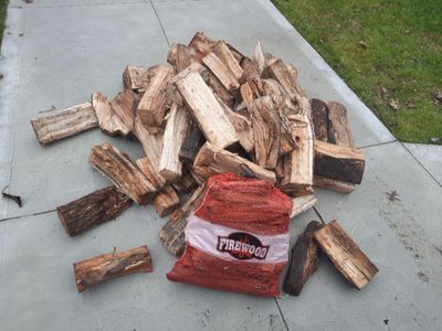 Firewood Delivery  using Seasoned Firewood