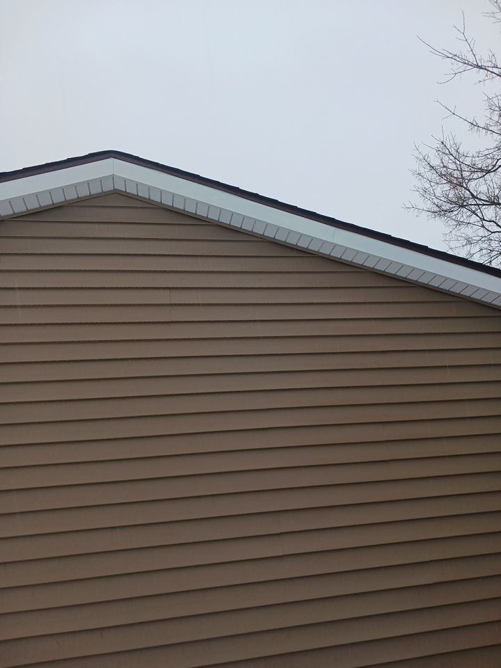 Siding Replacement using CertainTeed Monogram D5 Clapboard by 180 Contractors