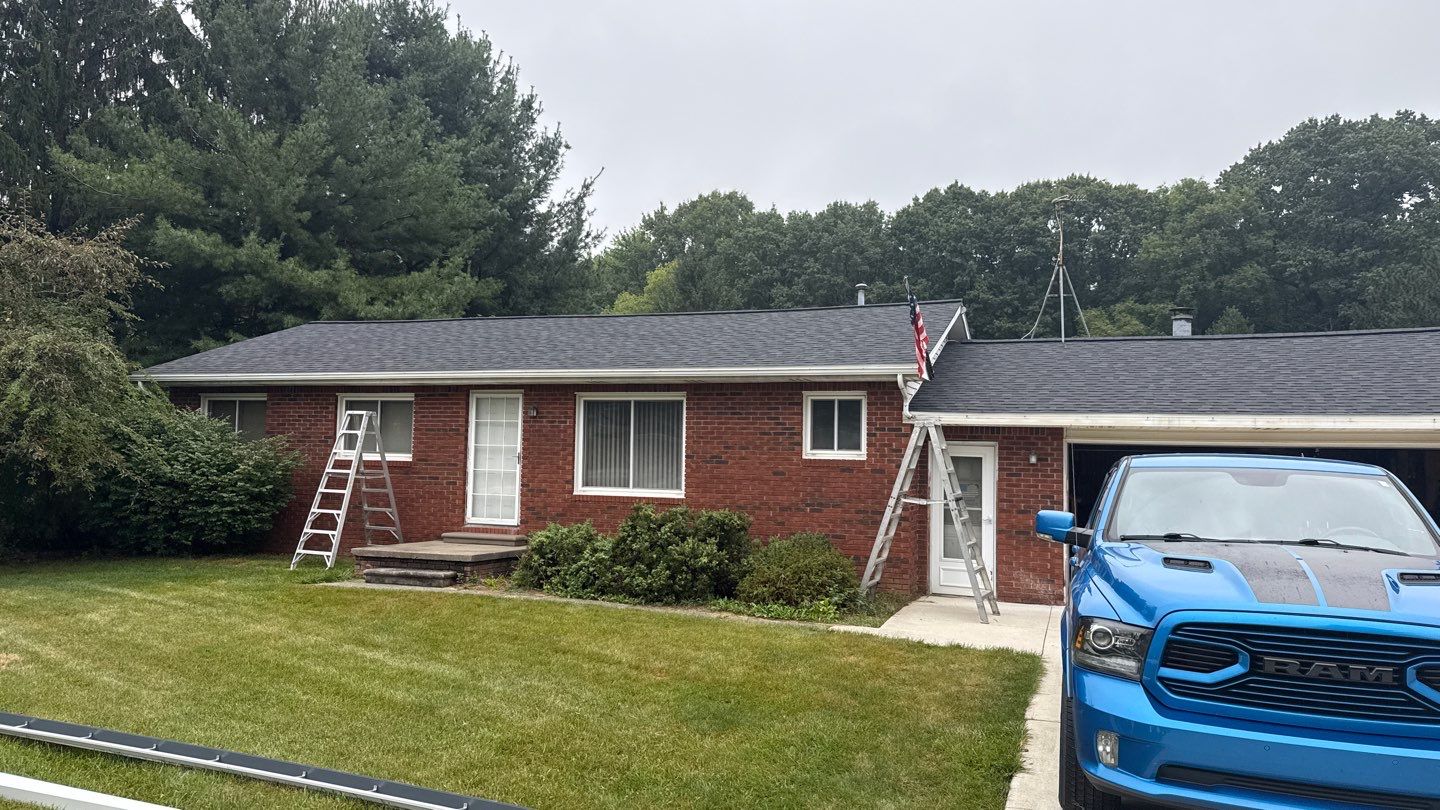 Roof Replacement using Owens Corning Onyx Black by 180 Contractors