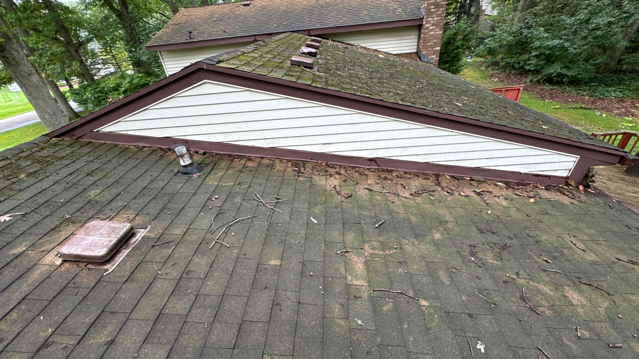Roof Replacement using CertainTeed Landmark by 180 Contractors