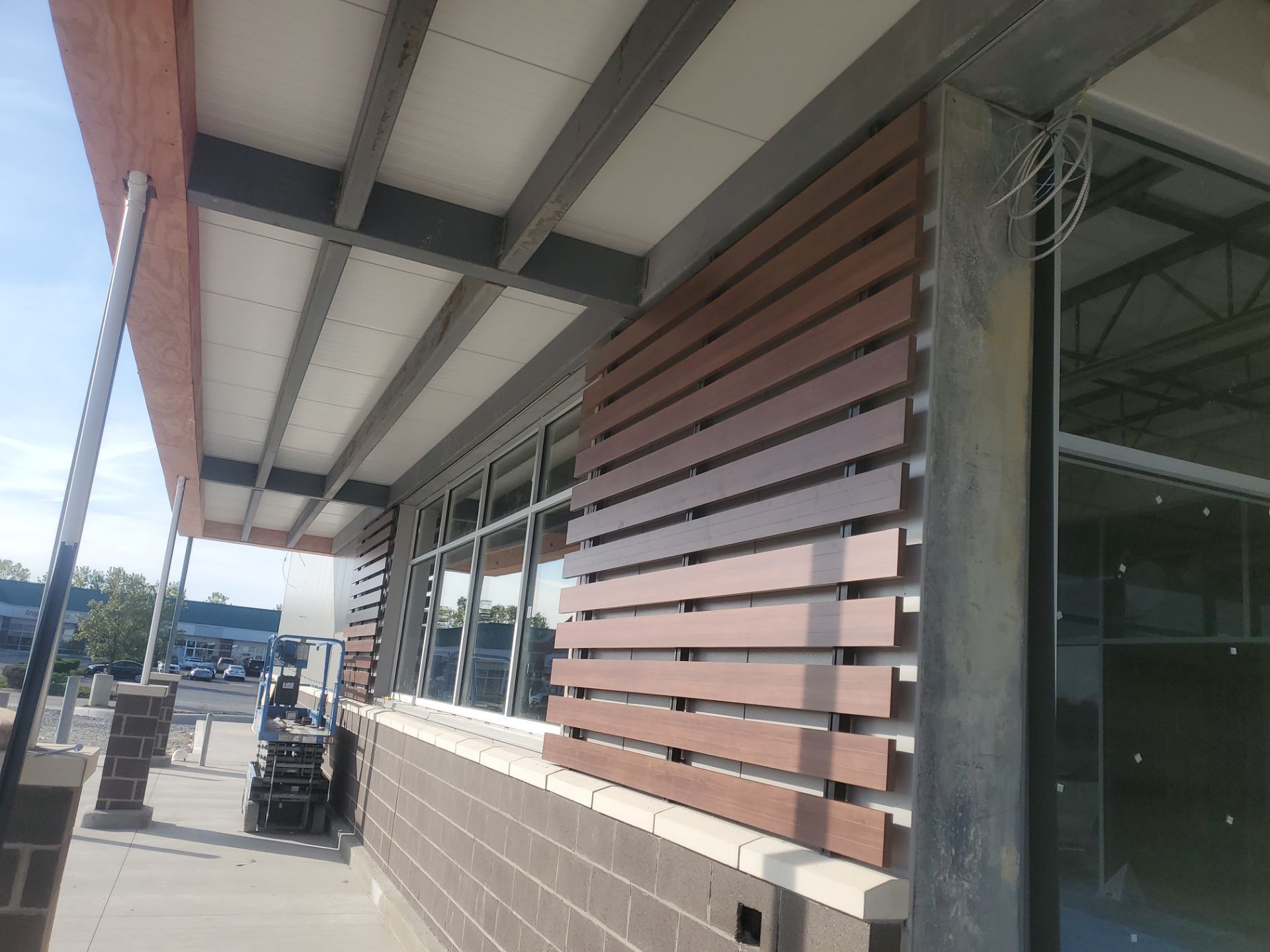 Aldi London - New Construction  by Nitro Roofing and Construction