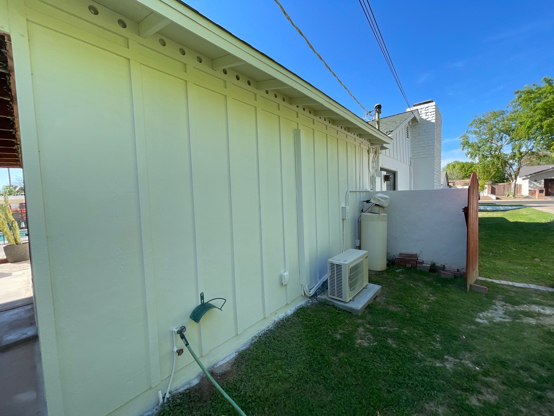 Wagon Wheel - A Stunning Home Exterior Makeover with Dunn Edwards Paints in Phoenix, AZ by Double G Painting Contractors, LLC