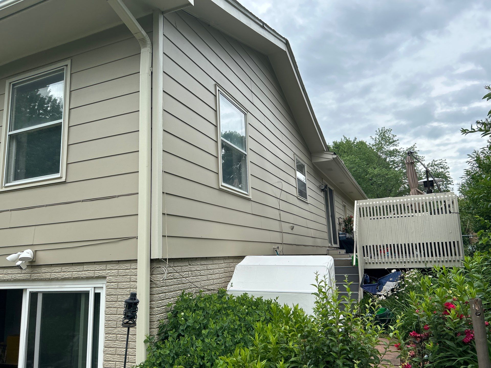 Window installation by United Windows and Siding LLC