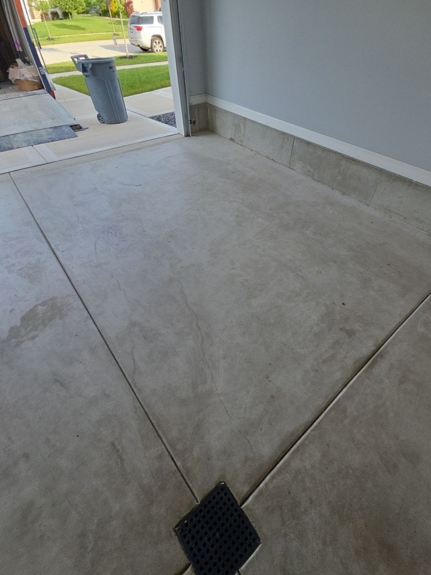 Stonewash Garage Floor by Level 10 Coatings
