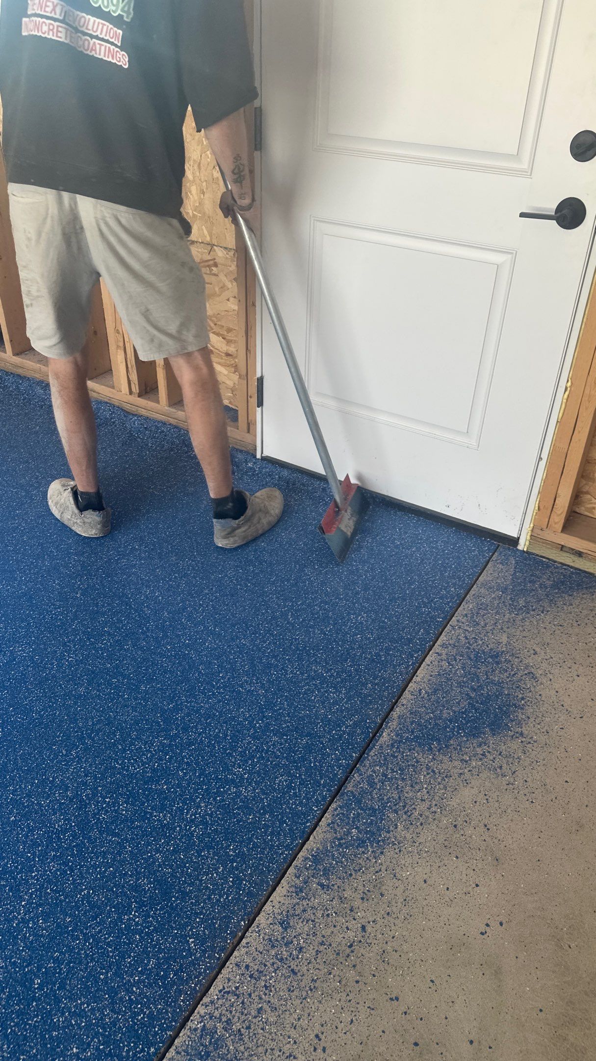 Custom Ocean Hybrid Polyaspartic Garage Floor Coating in Kennewick by Croc Coatings, LLC