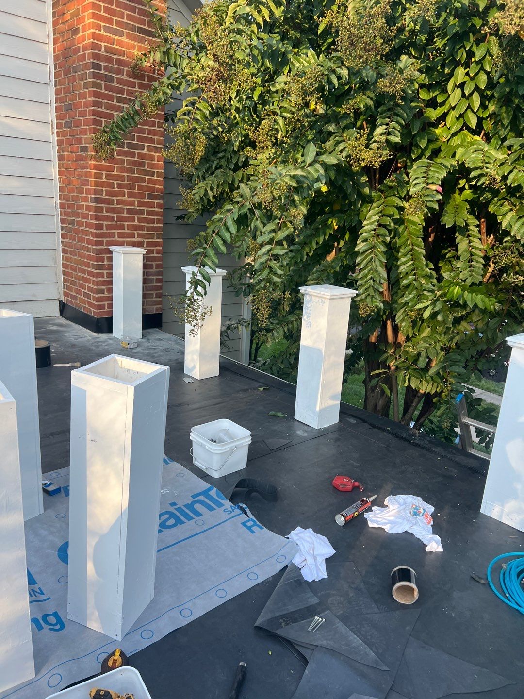 McLean - Residential Flat Roof Replacement with Carlisle Syntec EPDM by RM Banning, Inc.