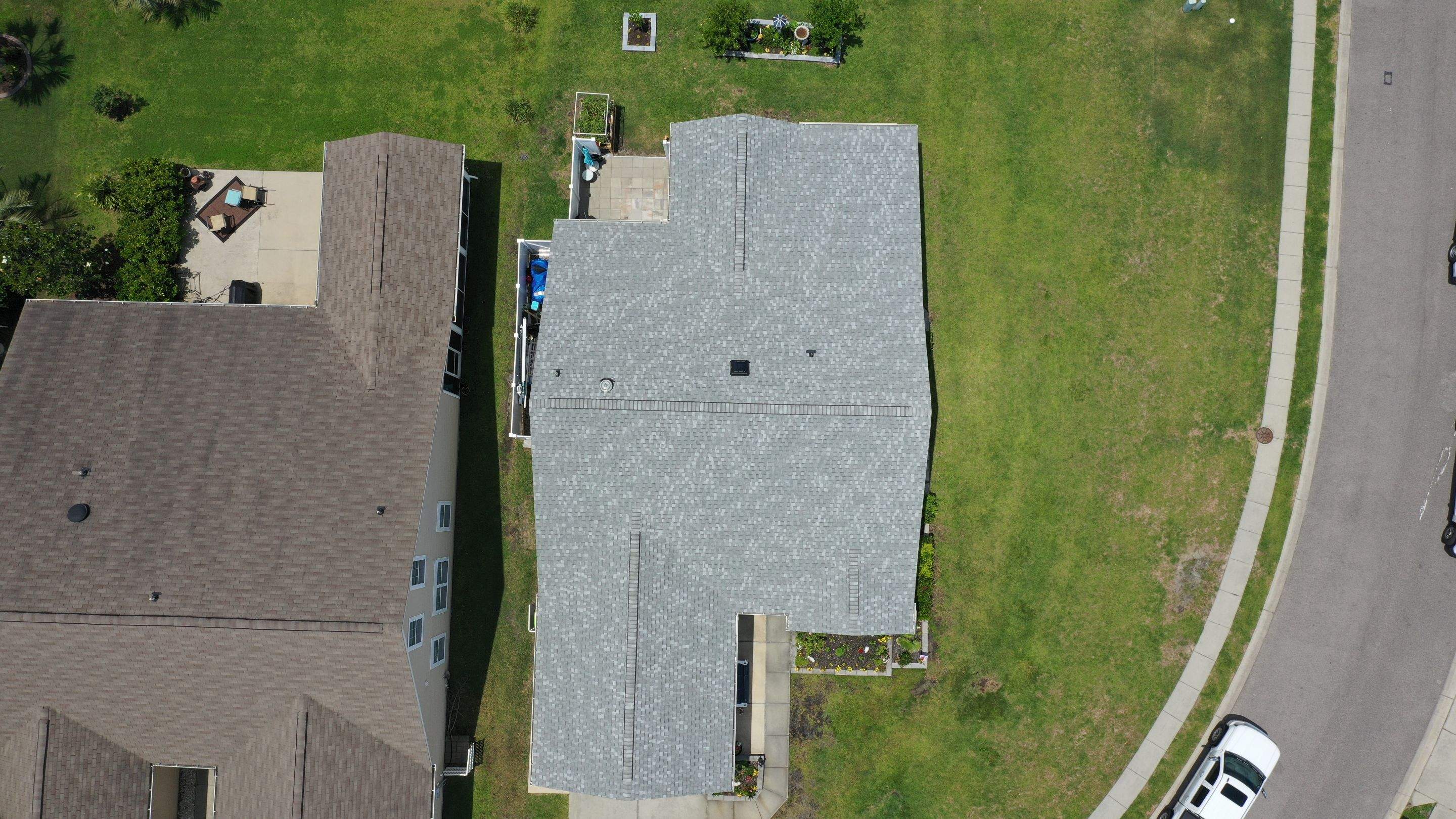 Certainteed landmark Pro- Cobblestone Gray by Linta Roofing Inc