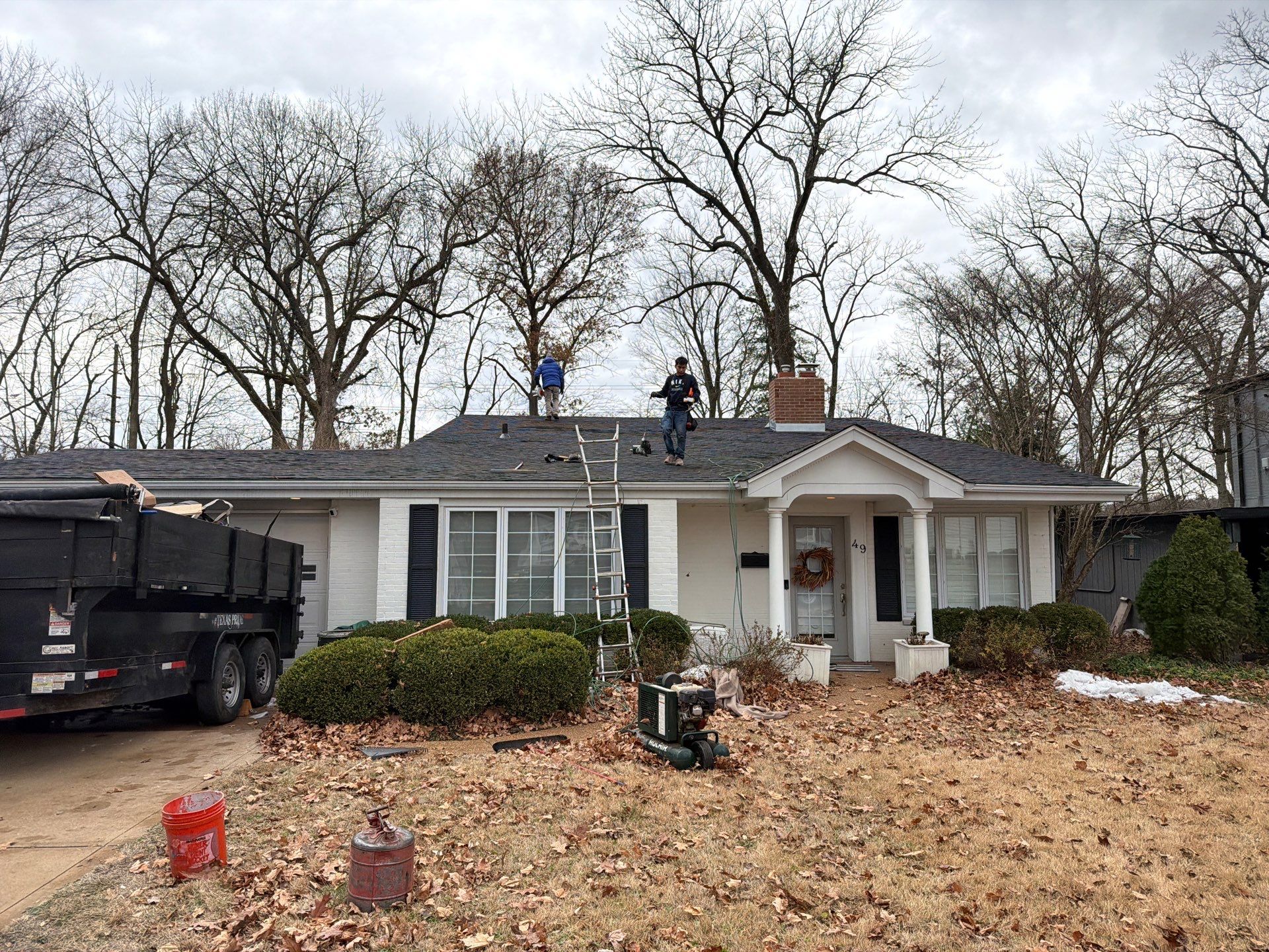 GAF Timberline HDZ Asphalt Shingle Roof Replacement in St. Louis by Acute Roofing And Exteriors 