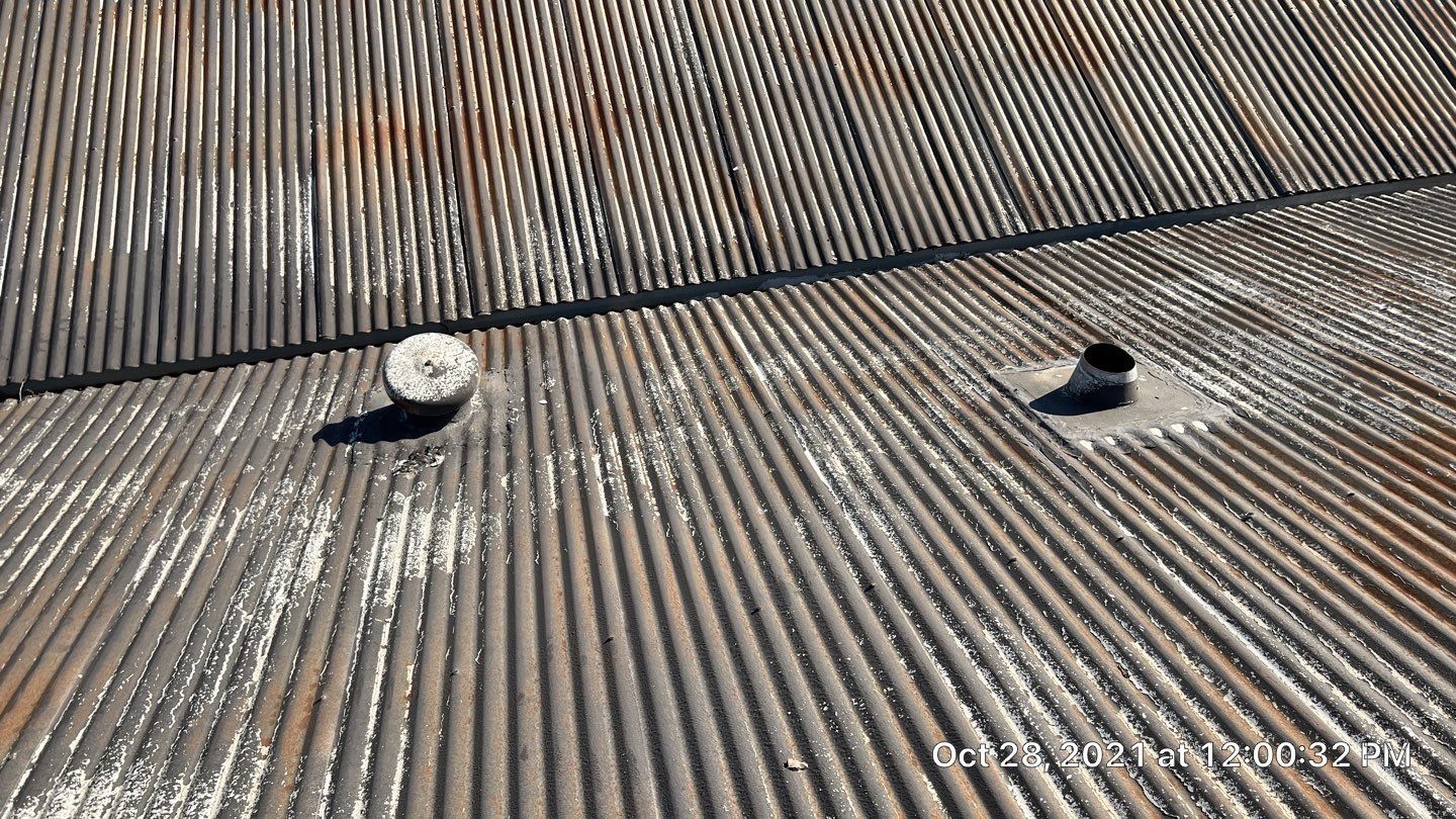 MR Roofing system using Conklin BenchPly system with PUMA top coat by Straight Edge Roofing Inc