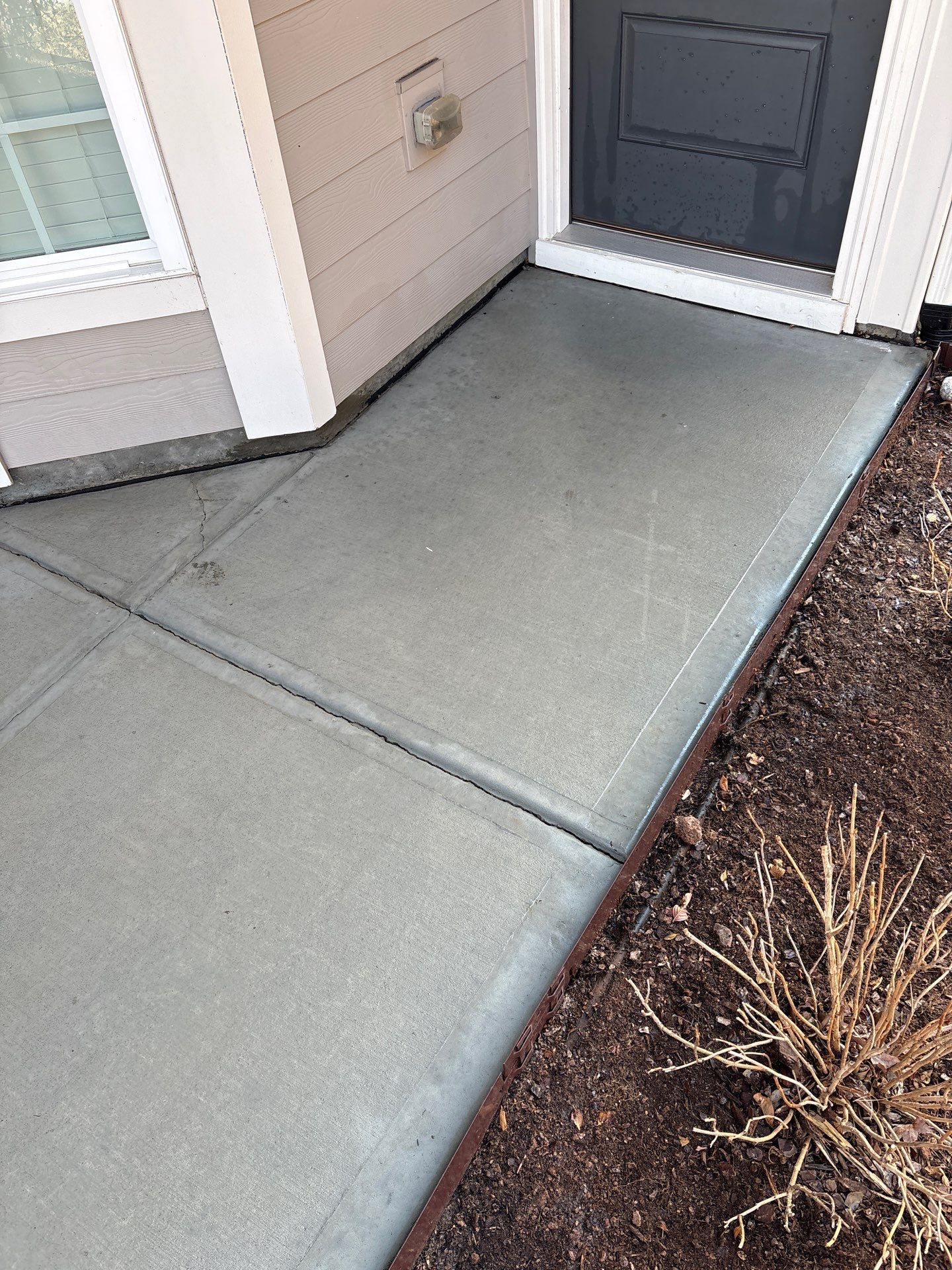 Concrete Driveway using Concrete Sealant by DuraSeal