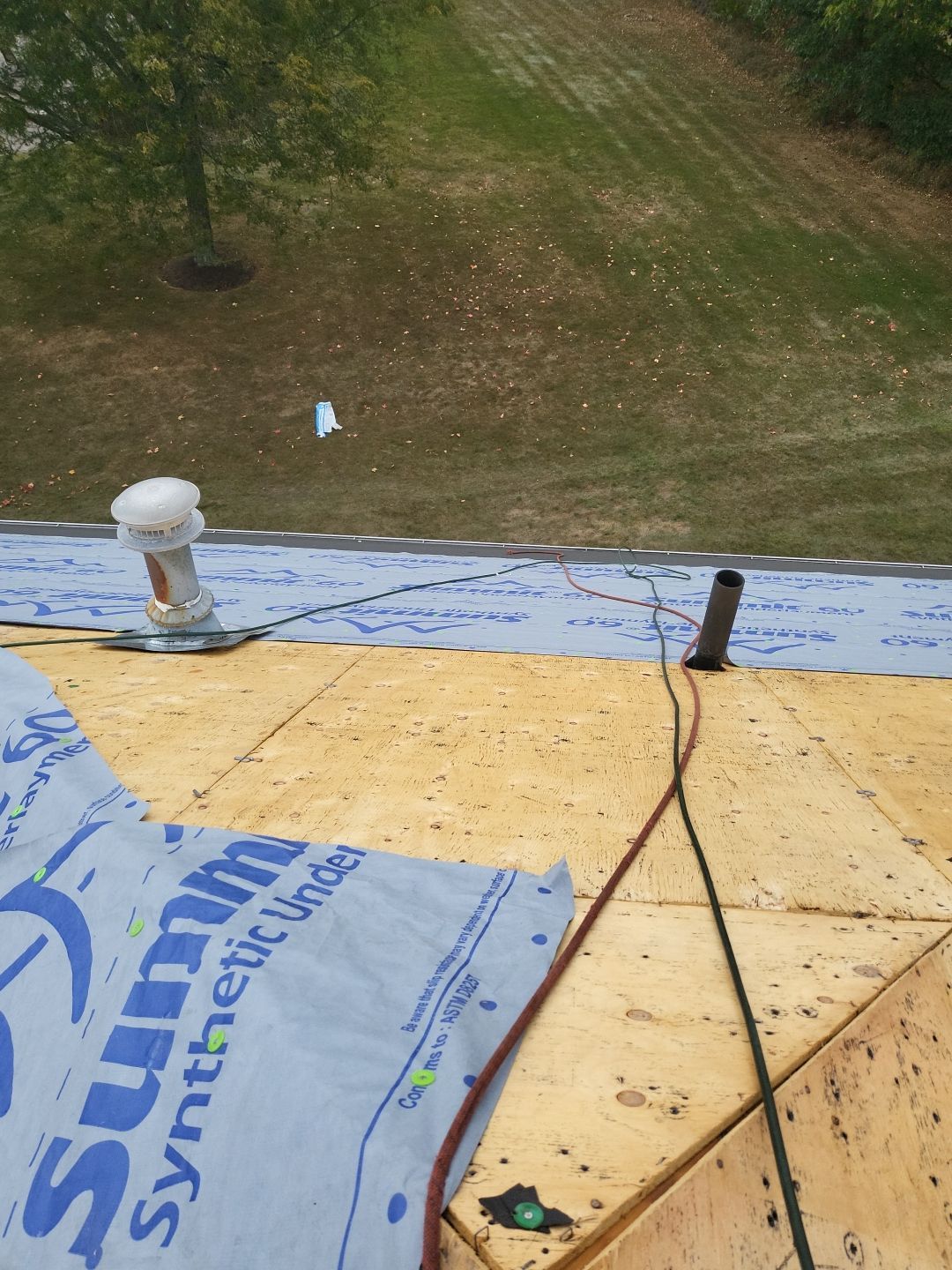 ATLAS PINNACLE COLOR: BLACK SHADOW, DRIP EDGE: BLACK by Eagle Eye Roofing