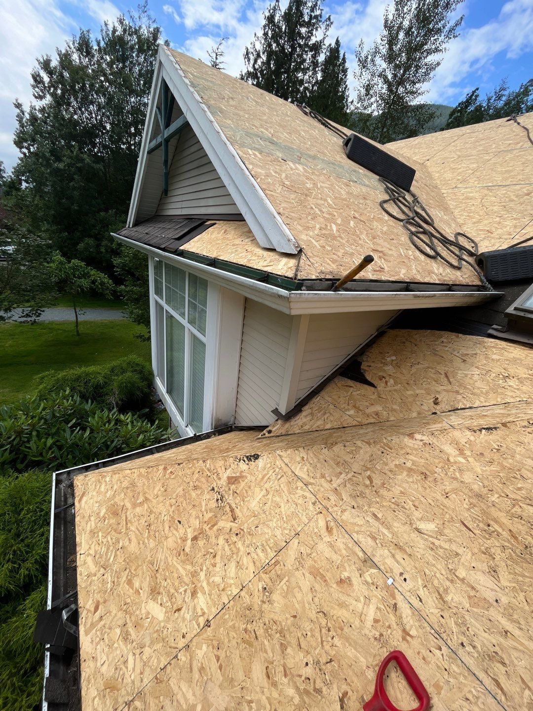 Residential Re-Roof using GAF Timberline HDZ by Top Notch Roofing Inc