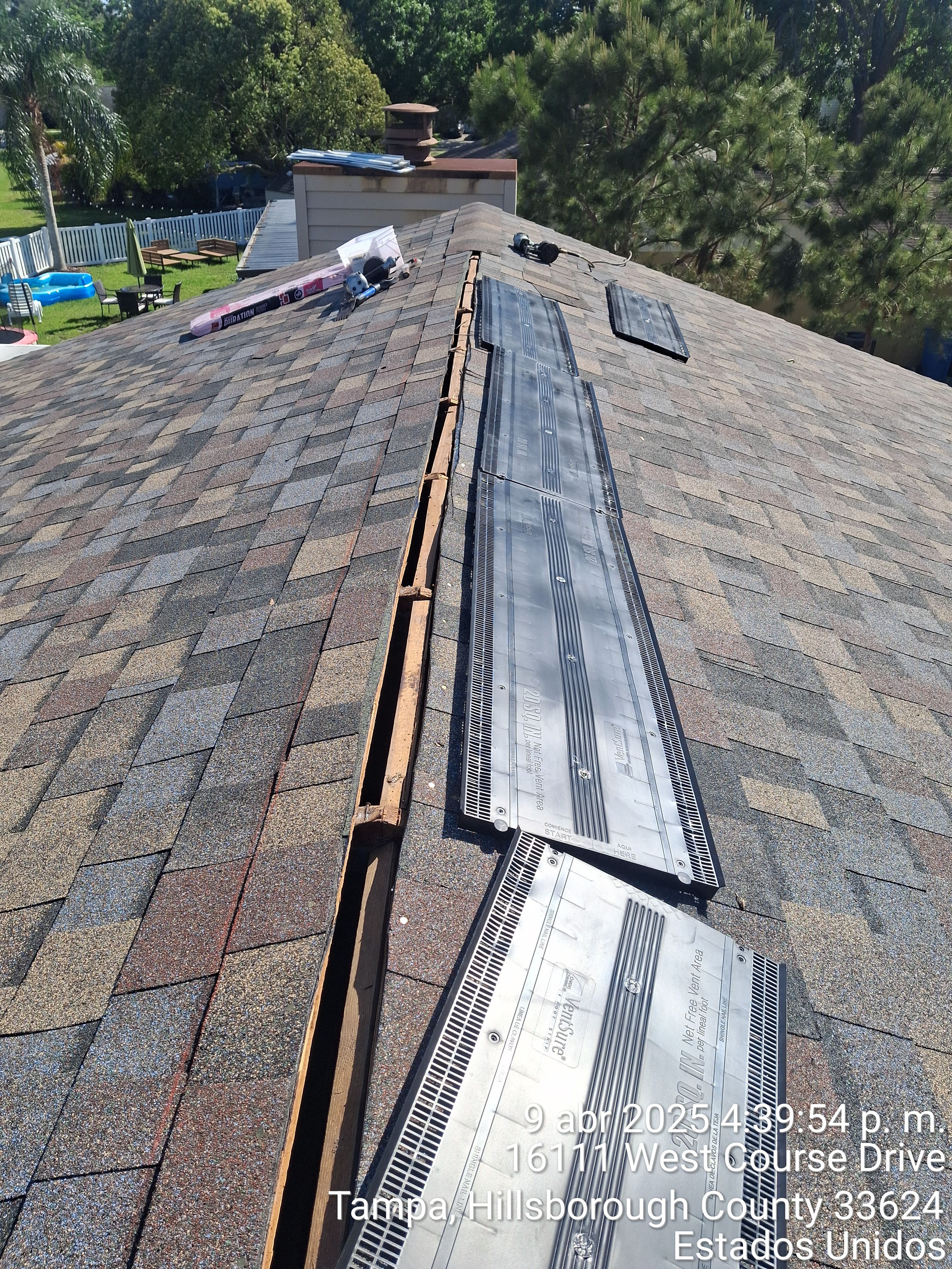 Owens Corning Designer Series (Summer Harvest) by RoofGuru AI LLC