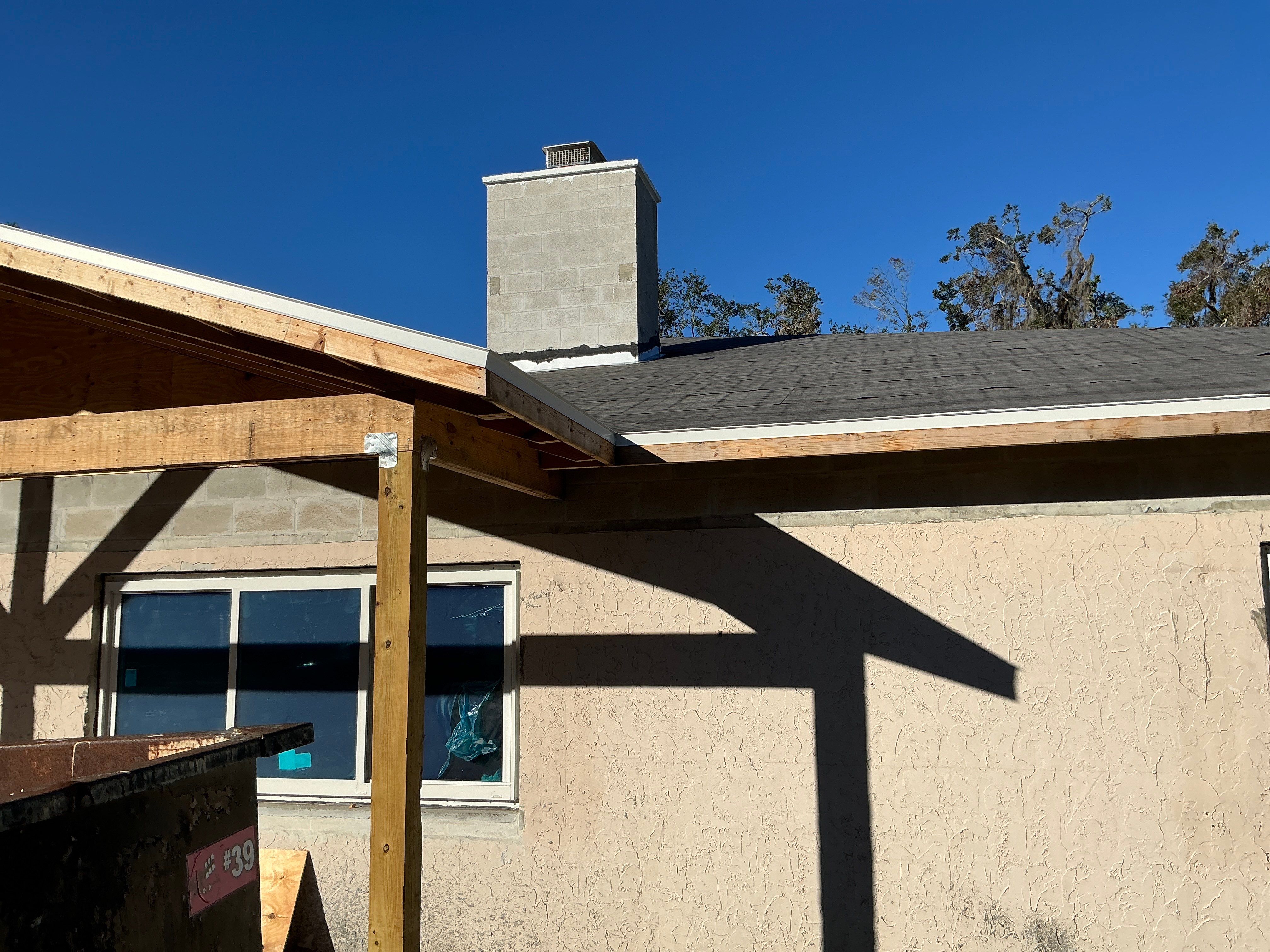 White Aluminum Soffit and Fascia Project in Bradenton FL by Gutter Professors