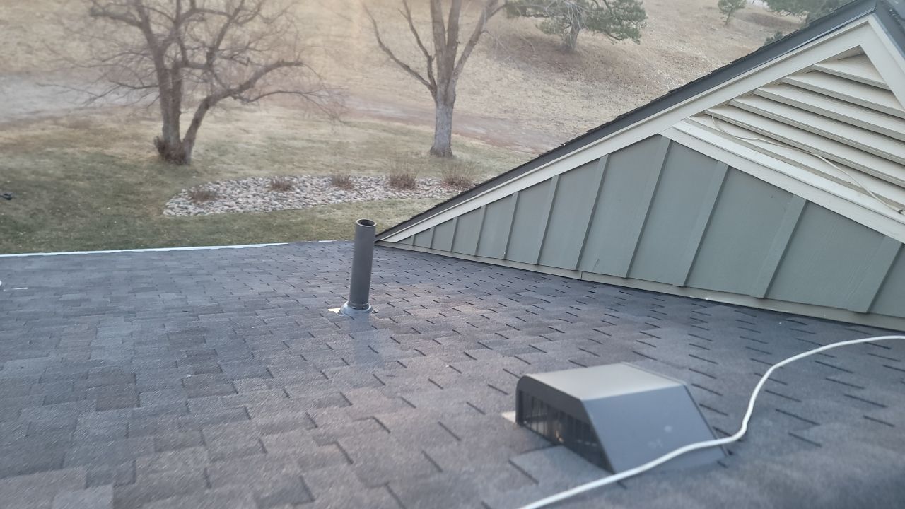 Parker McKean House  by Jireh 7 Roofing 