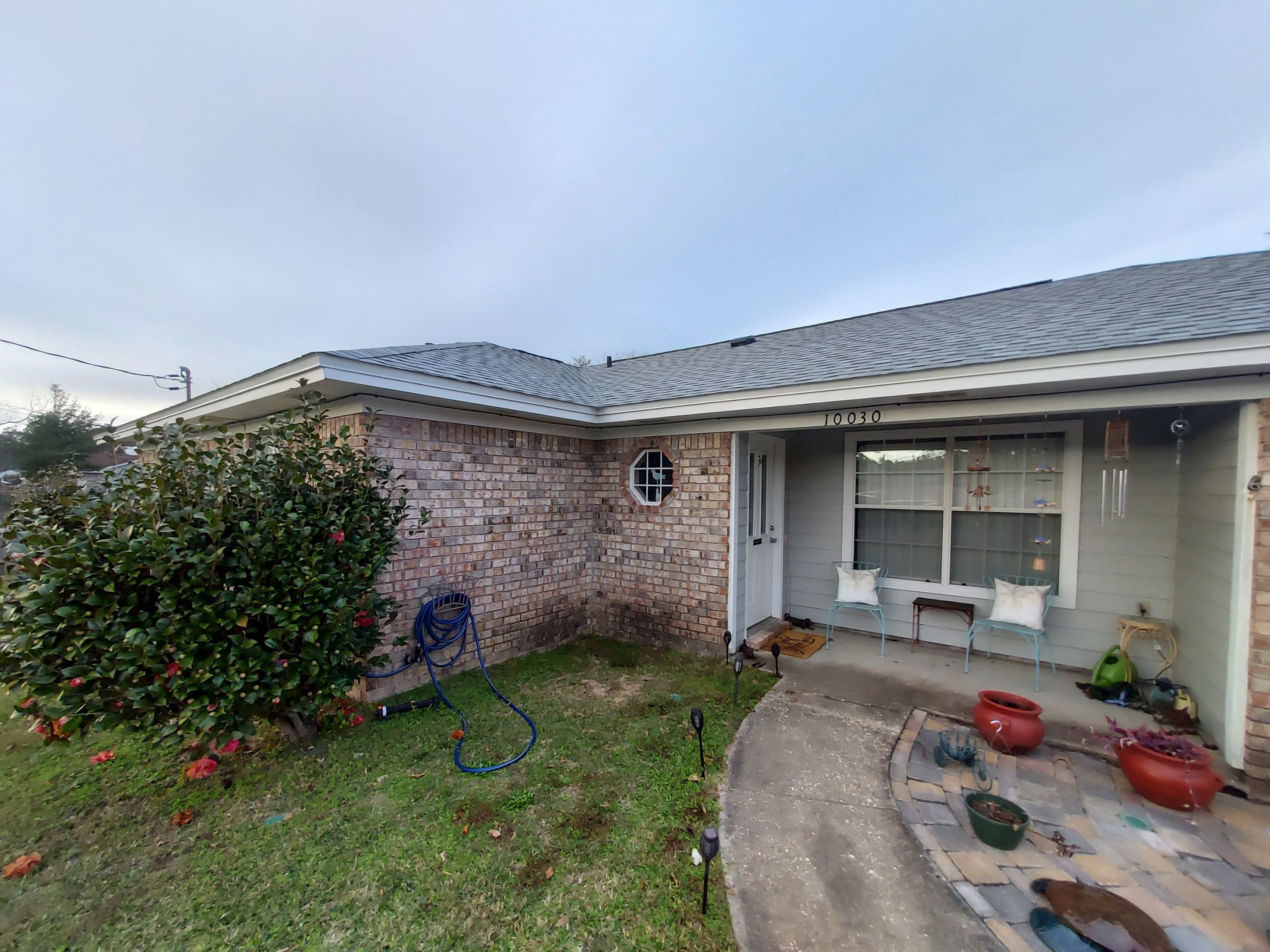 7-Inch Seamless Gutter System Upgrade in Pensacola FL by Gutter Professors