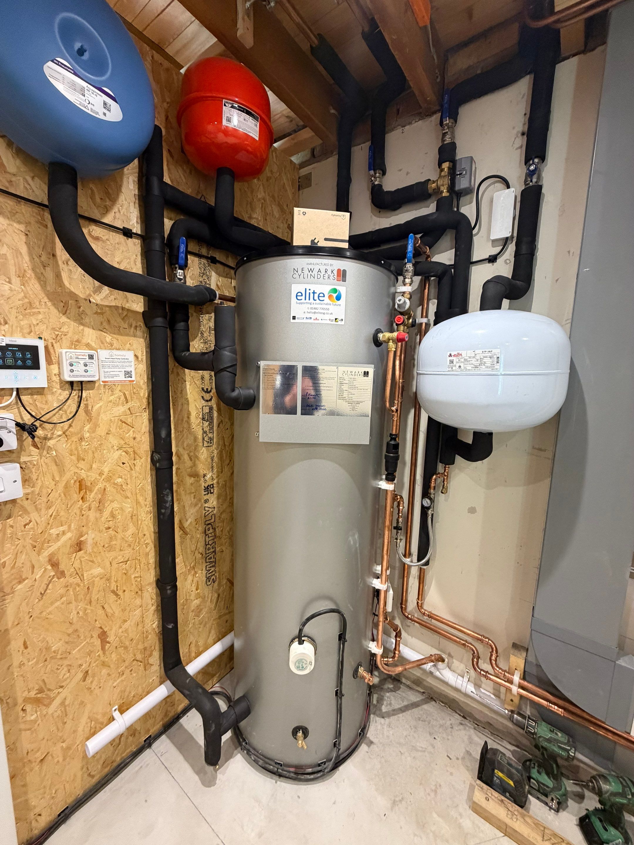 🔥 Hot Water Done Properly: Heat Geek Super Cylinder Meets Heat Pump Performance 🔥 by Elite Services Group Ltd