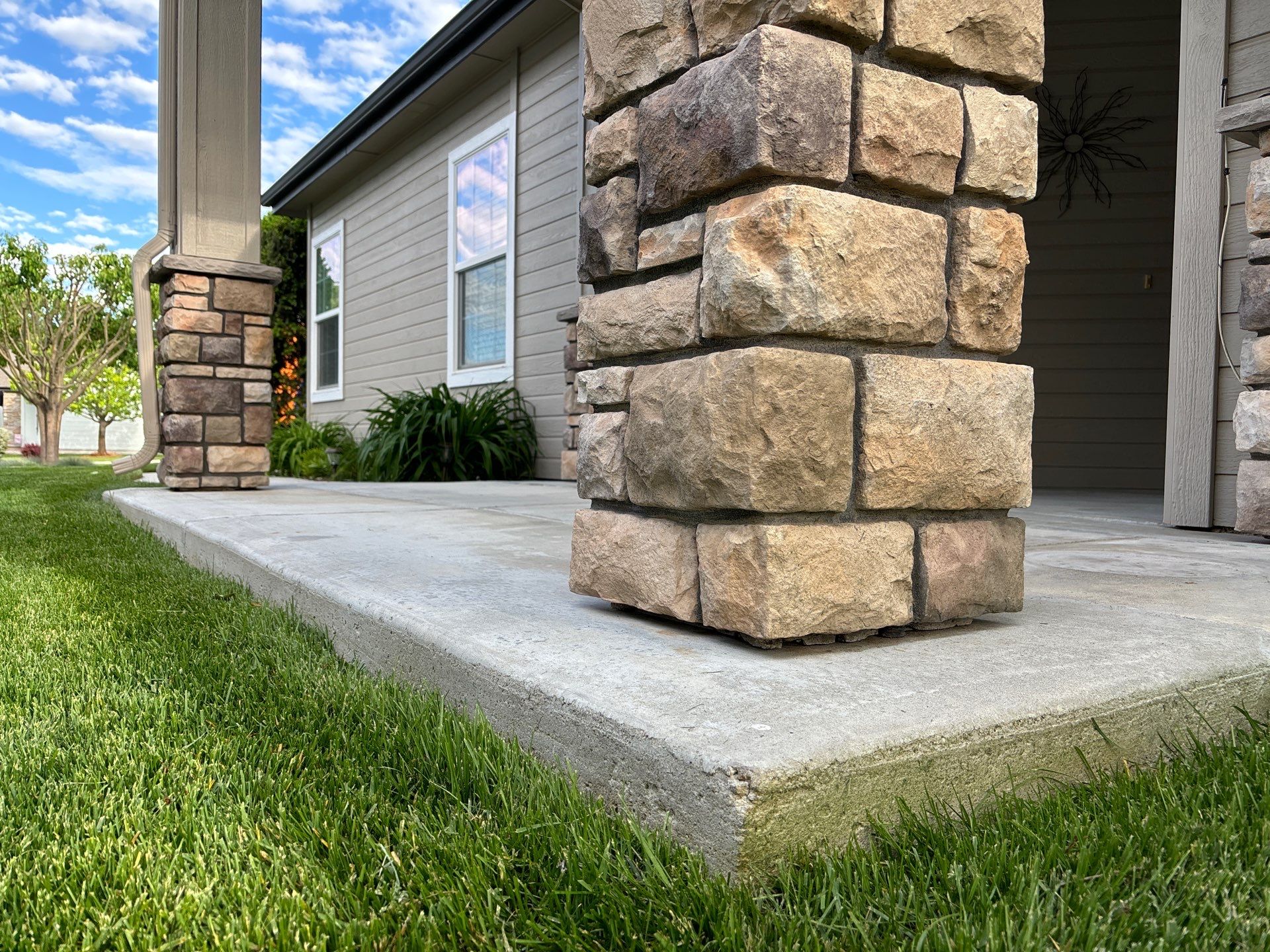 Beautiful Front Stoop Transformation for Kay by Mr. Mudd Concrete